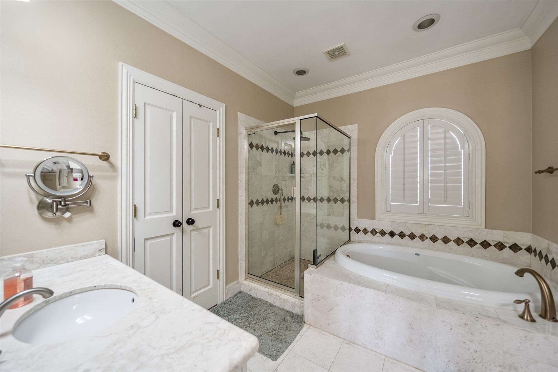 1302 Antoine Drive, #A, Houston, TX 77055