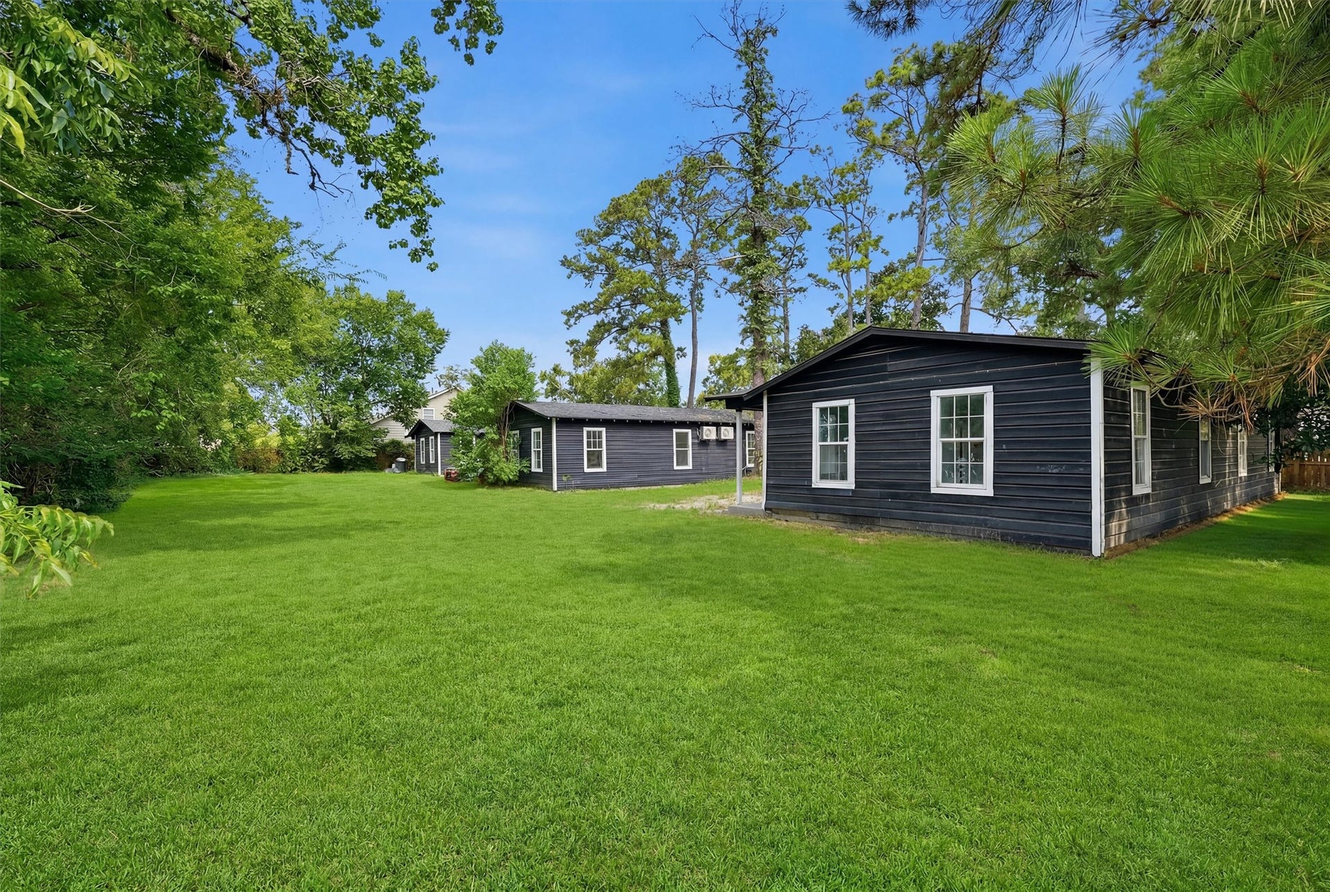 8038 Record Street, Houston, TX 77028
