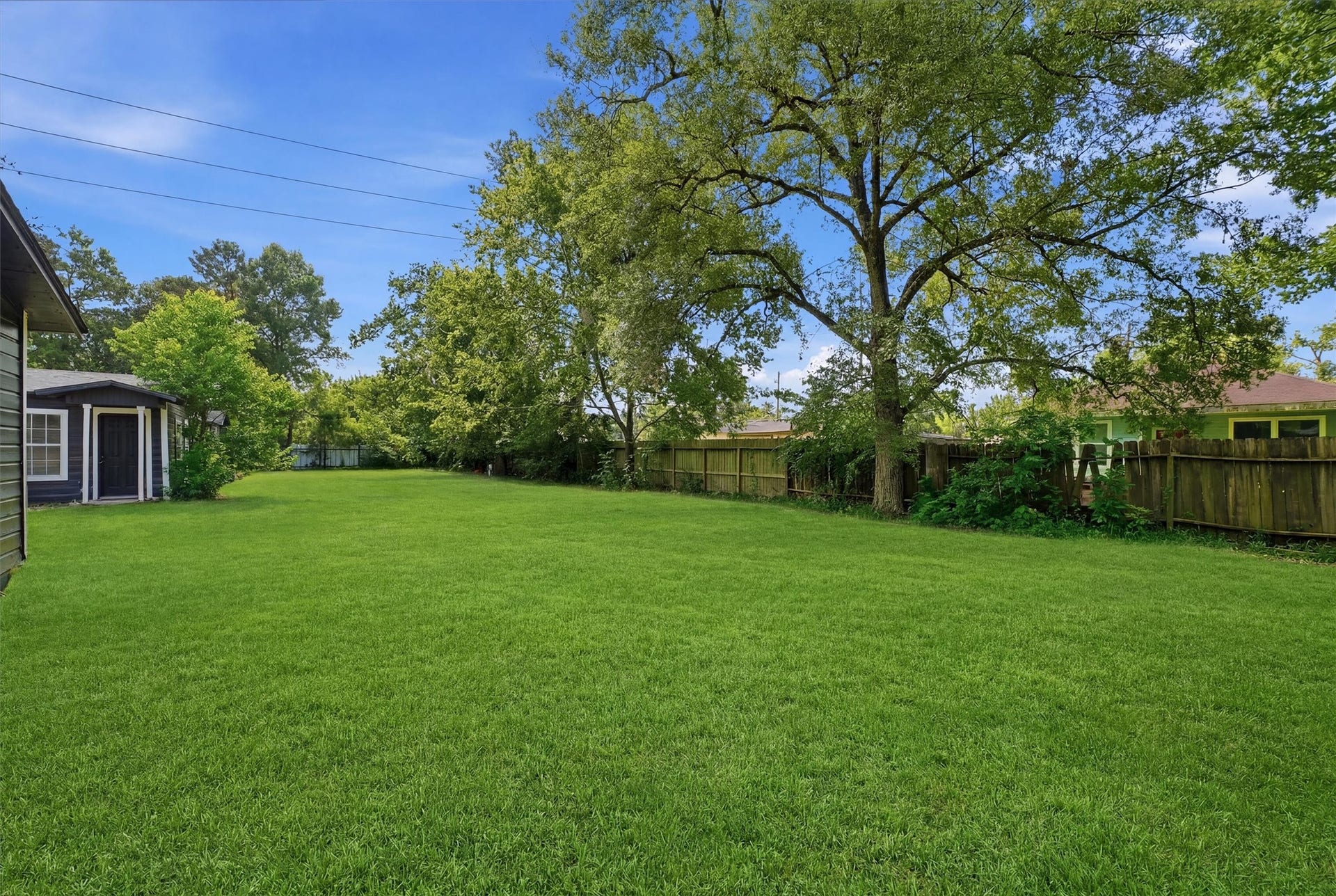 8038 Record Street, Houston, TX 77028