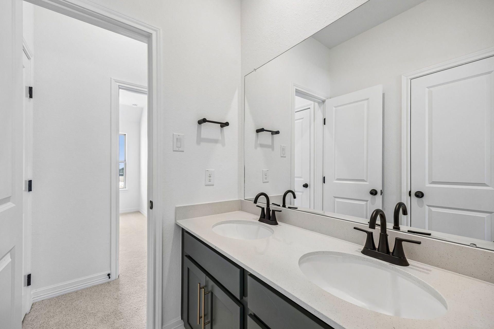 4611 Ara Drive, Richmond, TX 77469 4611 Ara Drive, Richmond, TX 77469
