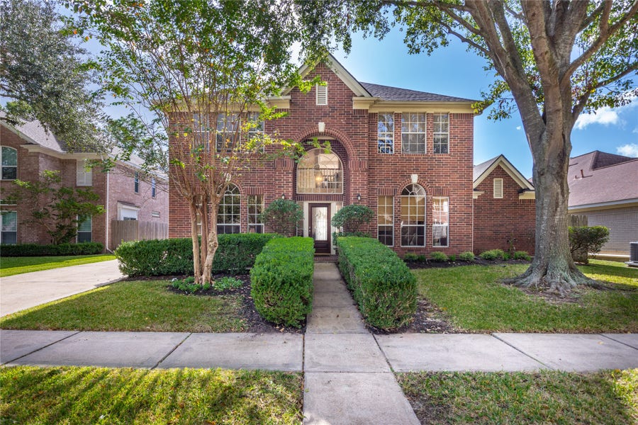 Property photo for 14115 Heatherhill Place, Houston, TX