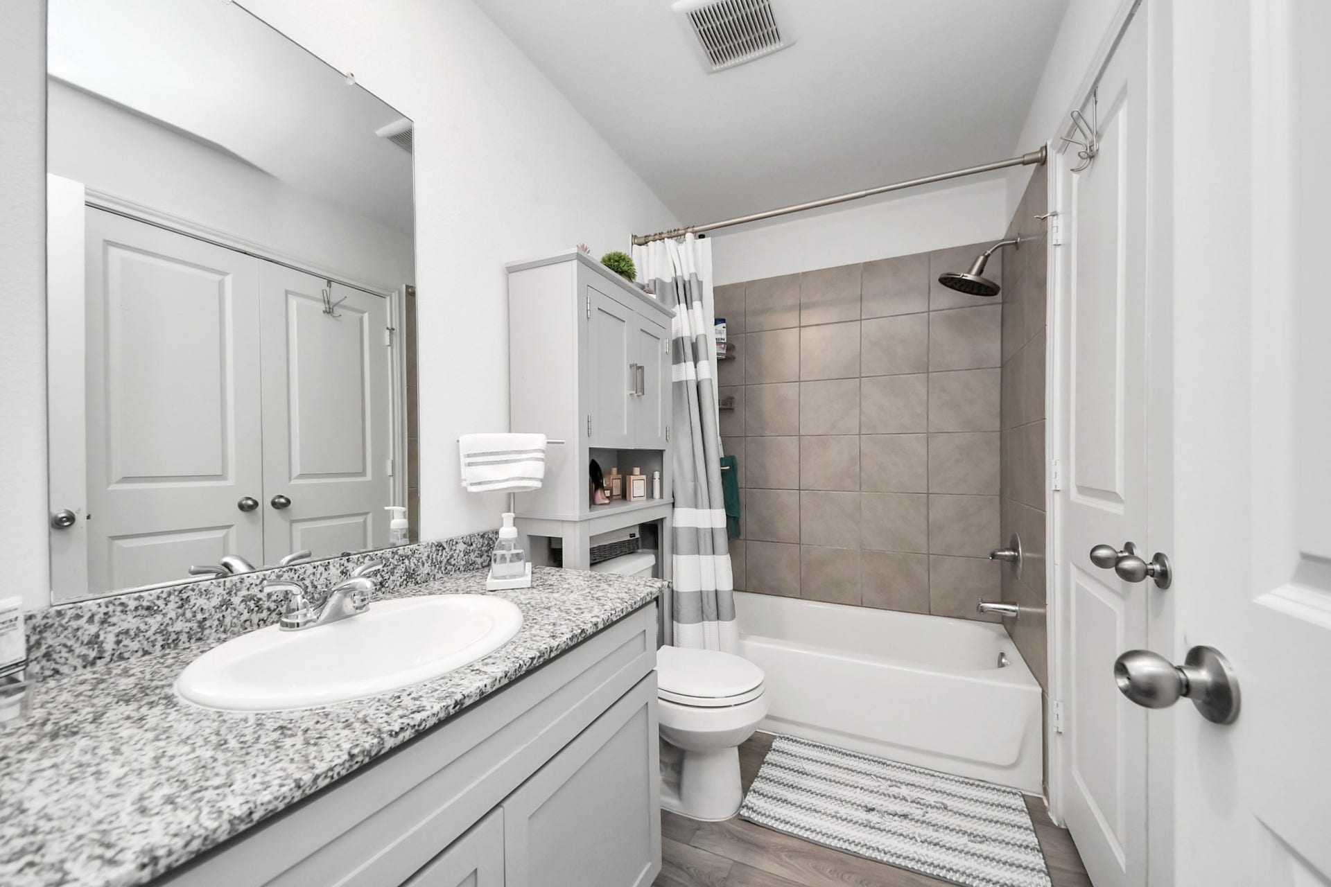 16536 Jasmine Marie Place, Conroe, TX 77306 16536 Jasmine Marie Place, Conroe, TX 77306