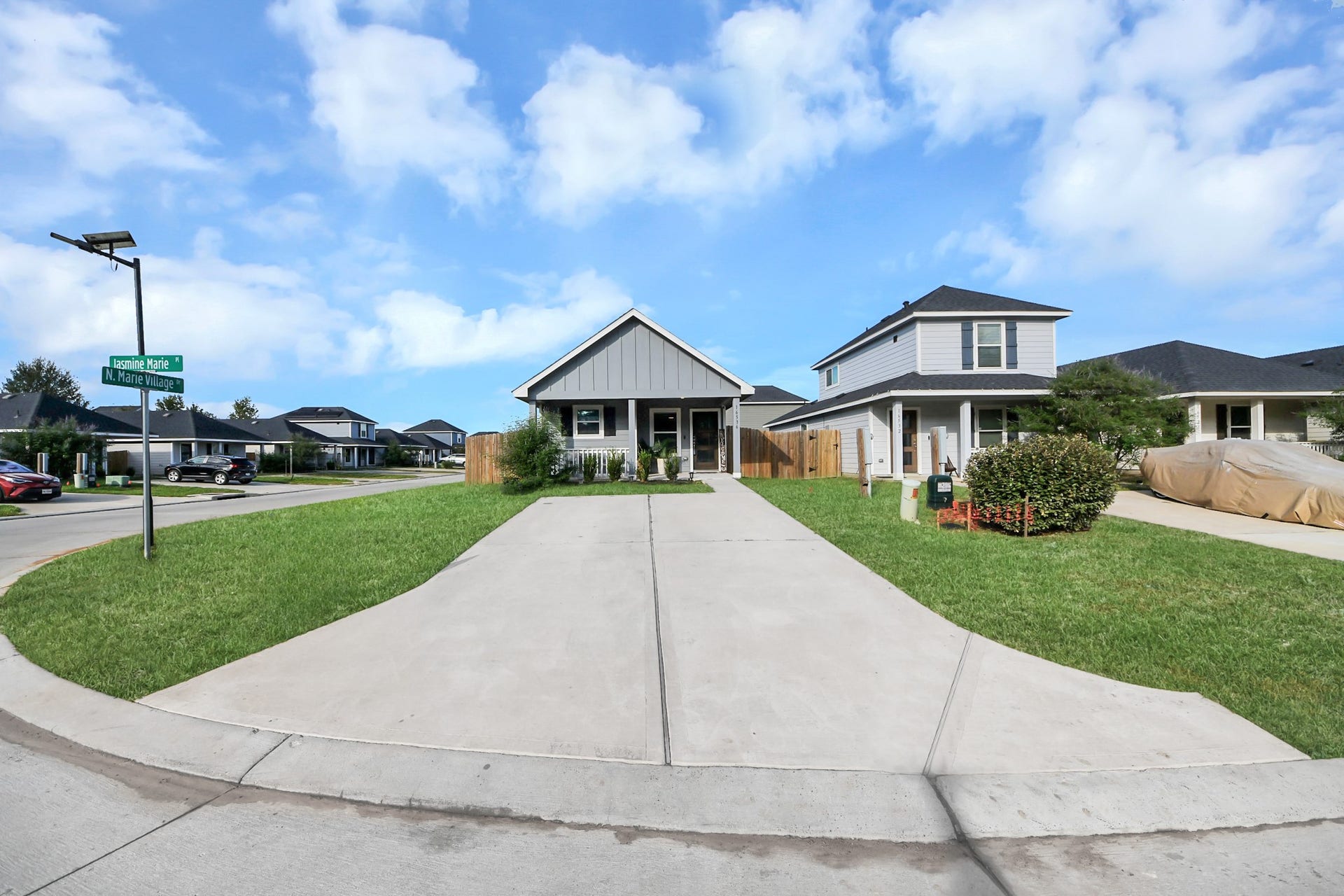 16536 Jasmine Marie Place, Conroe, TX 77306 16536 Jasmine Marie Place, Conroe, TX 77306
