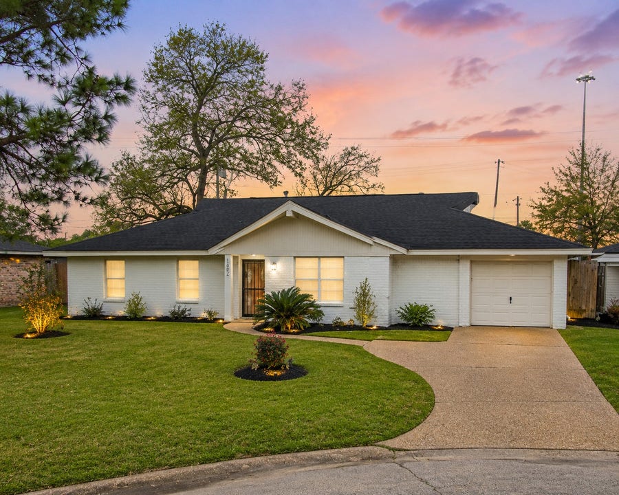 Property photo for 10302 Willowisp Drive, Houston, TX