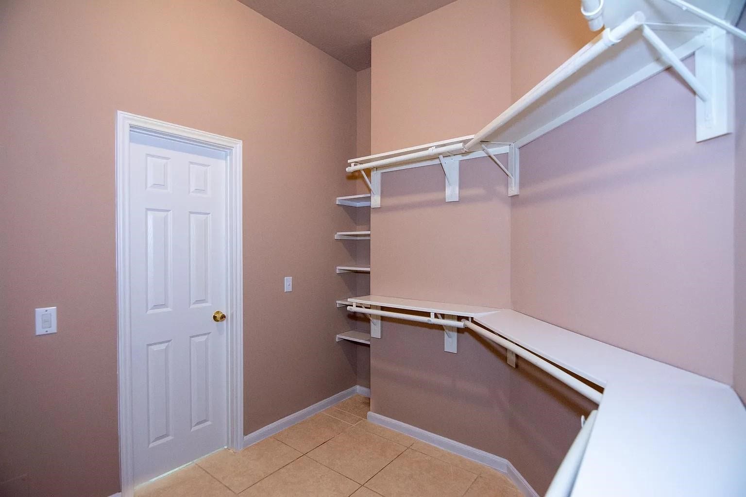 15719 Edo Circle, Houston, TX 77083 15719 Edo Circle, Houston, TX 77083