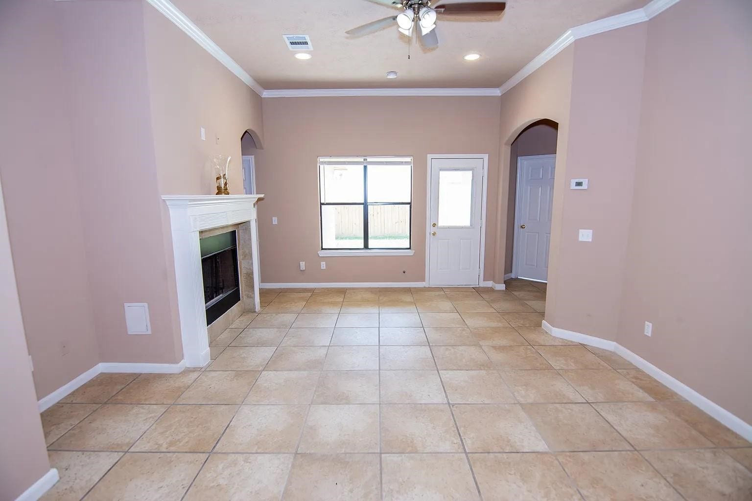 15719 Edo Circle, Houston, TX 77083 15719 Edo Circle, Houston, TX 77083
