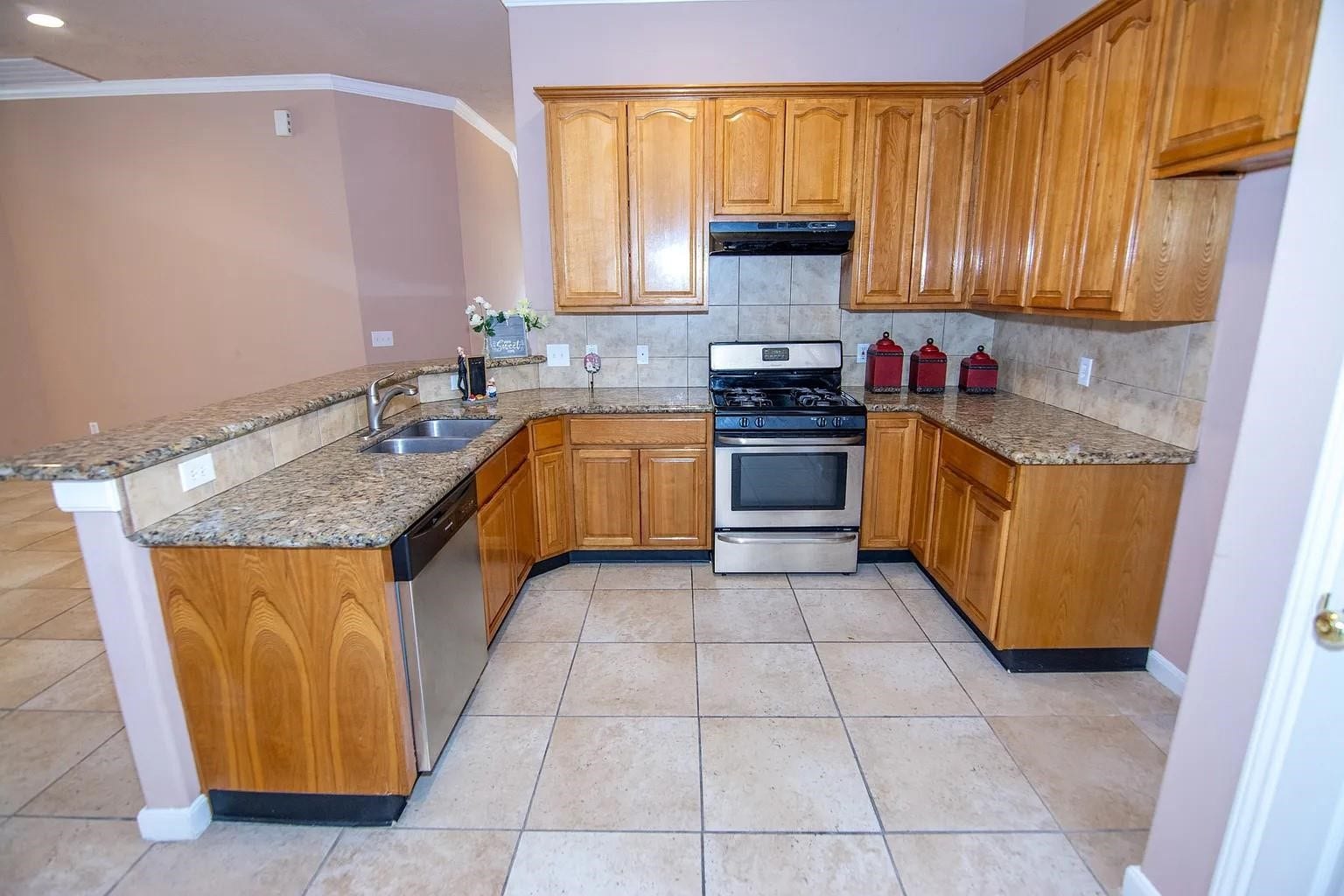 15719 Edo Circle, Houston, TX 77083 15719 Edo Circle, Houston, TX 77083