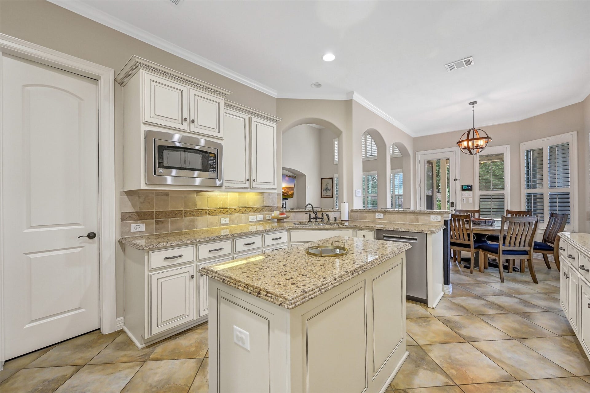 4516 Estella Court, League City, TX 77573 4516 Estella Court, League City, TX 77573