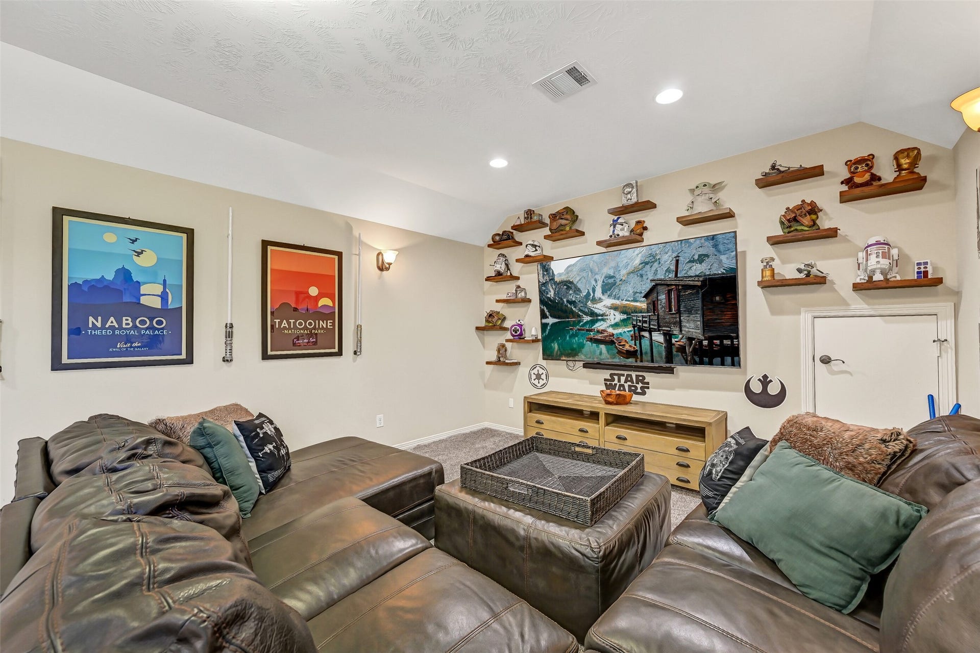 4516 Estella Court, League City, TX 77573 4516 Estella Court, League City, TX 77573