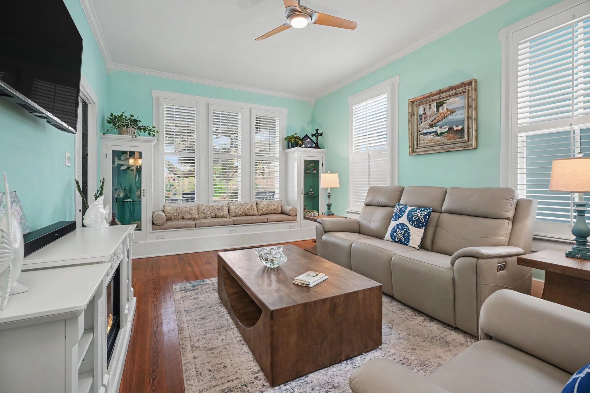 2211 Bernardo De Galvez Avenue, Galveston, TX 77550 2211 Bernardo De Galvez Avenue, Galveston, TX 77550
