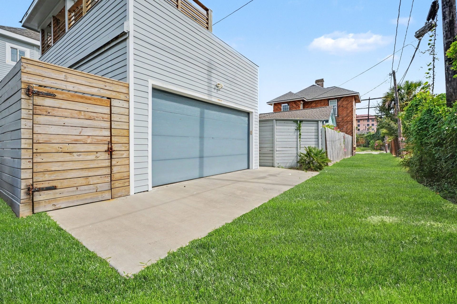 2211 Bernardo De Galvez Avenue, Galveston, TX 77550 2211 Bernardo De Galvez Avenue, Galveston, TX 77550
