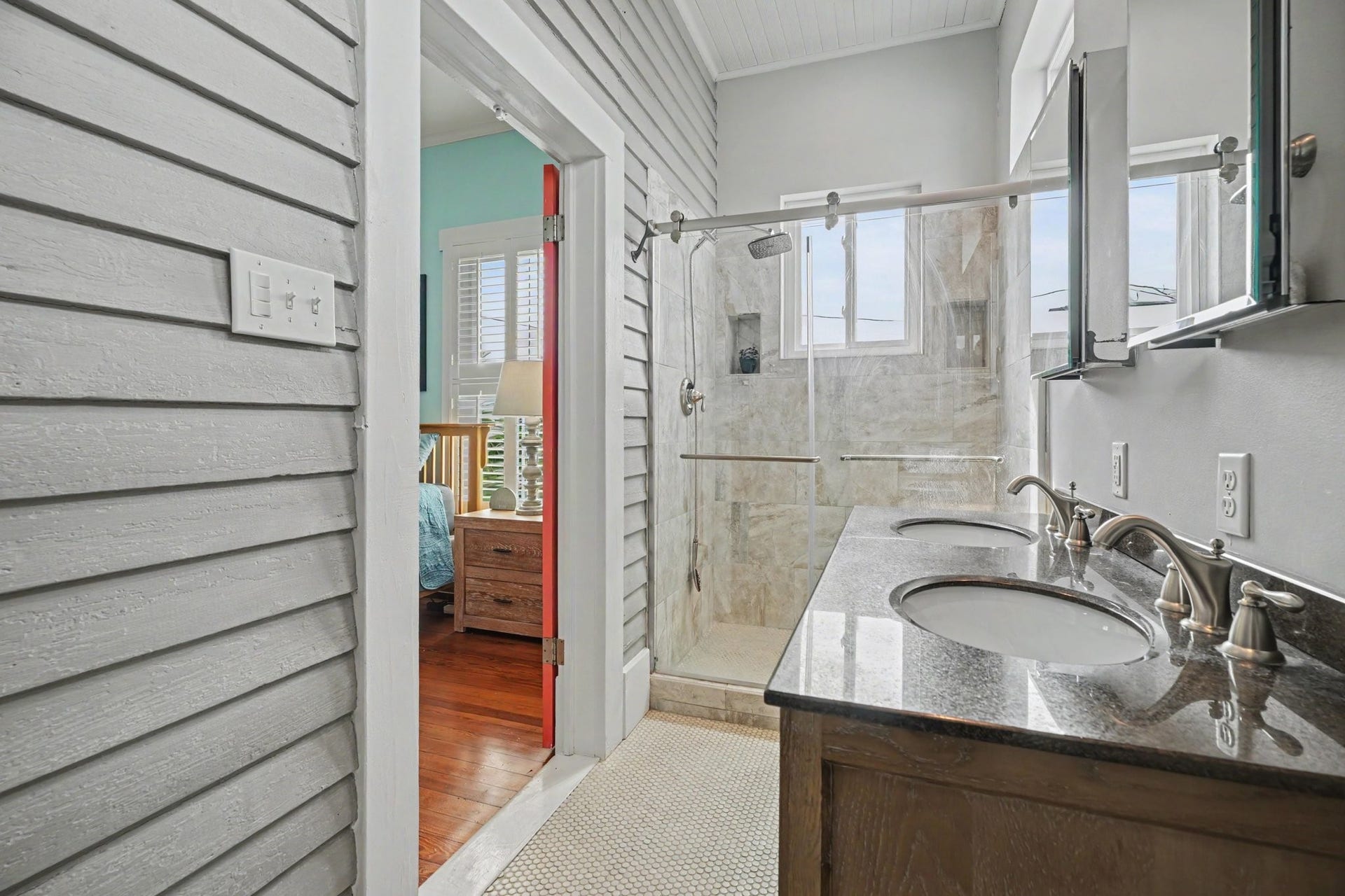 2211 Bernardo De Galvez Avenue, Galveston, TX 77550 2211 Bernardo De Galvez Avenue, Galveston, TX 77550