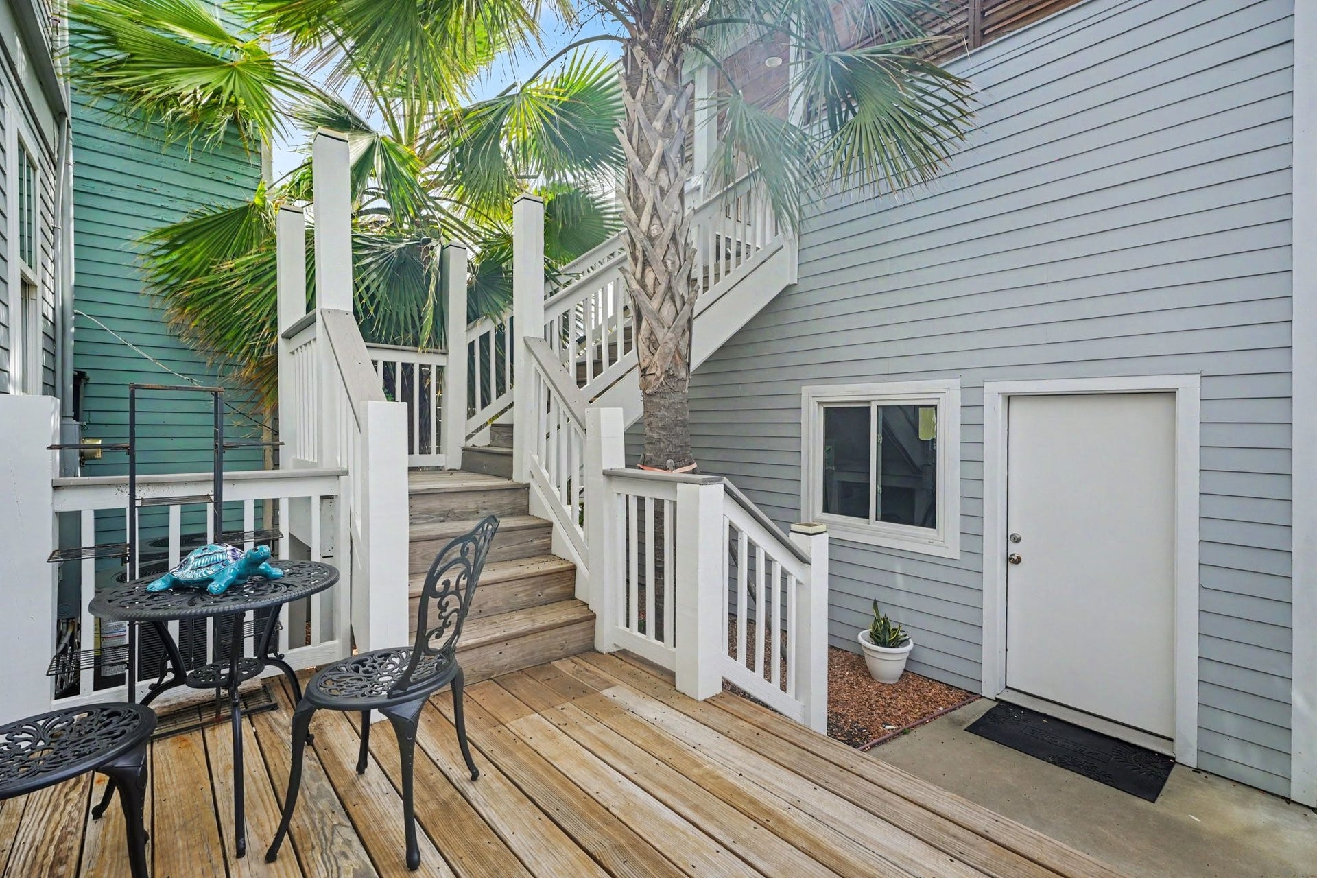 2211 Bernardo De Galvez Avenue, Galveston, TX 77550 2211 Bernardo De Galvez Avenue, Galveston, TX 77550