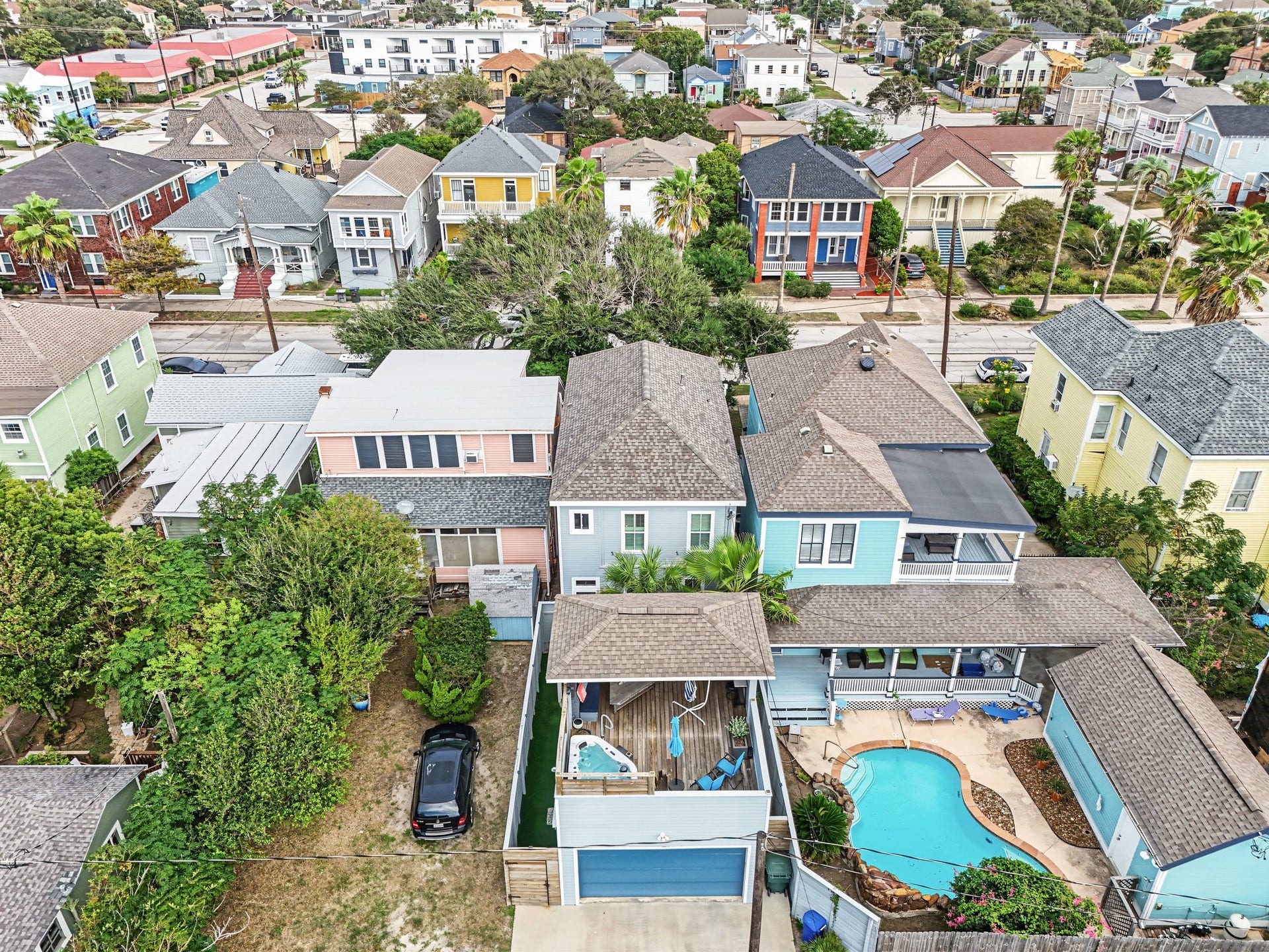 2211 Bernardo De Galvez Avenue, Galveston, TX 77550 2211 Bernardo De Galvez Avenue, Galveston, TX 77550