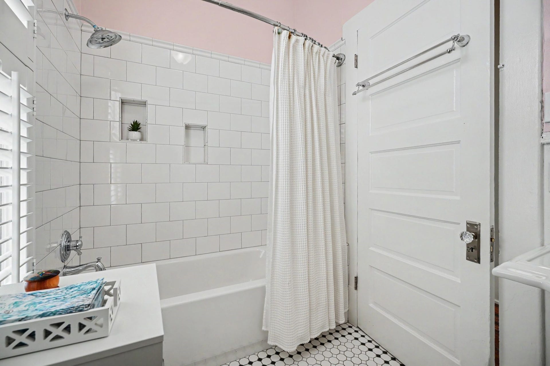 2211 Bernardo De Galvez Avenue, Galveston, TX 77550 2211 Bernardo De Galvez Avenue, Galveston, TX 77550