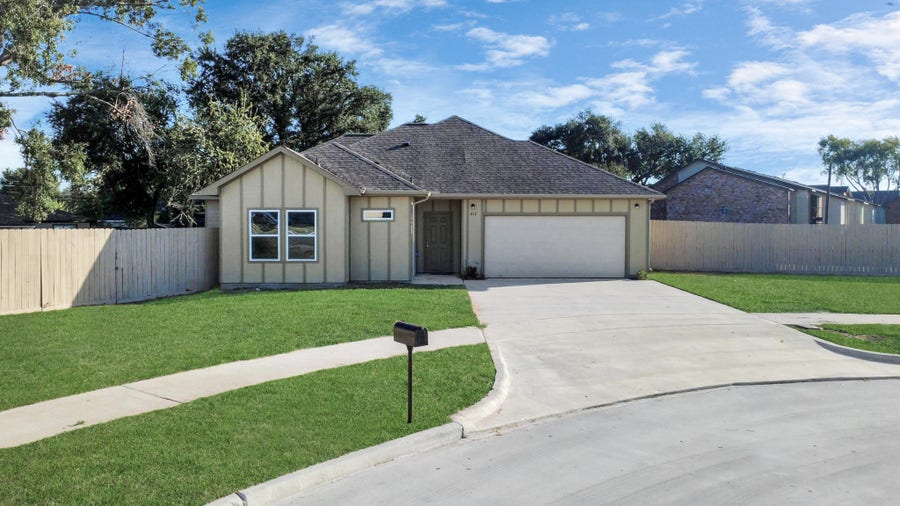 Property photo for 205 Memon Lane, Deer Park, TX