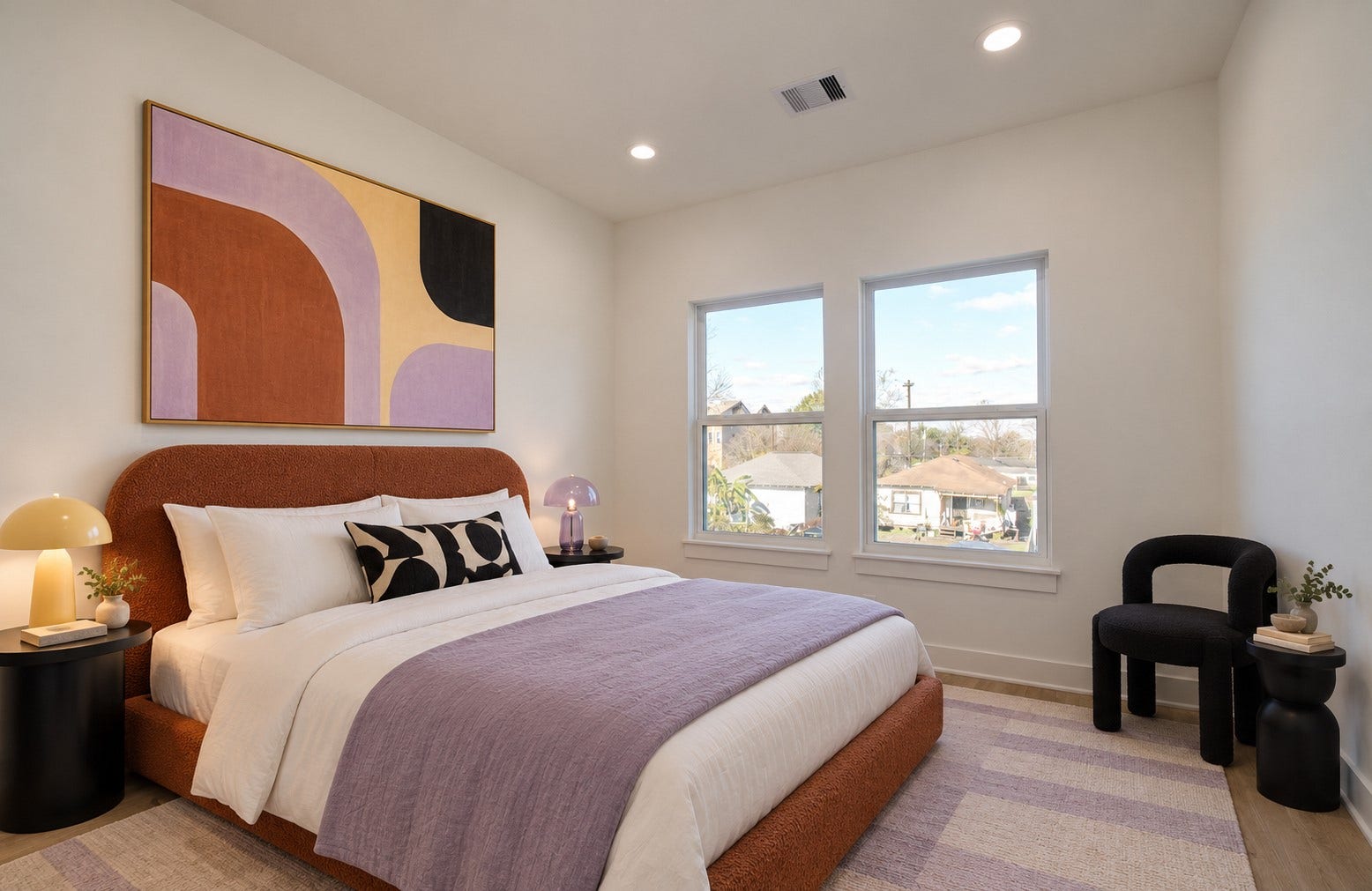 4425 Providence Street, Houston, TX 77020 Two windows bring natural light into this secondary bedroom, giving it an inviting feel whether you use it every day or keep it ready for visiting friends. Virtually staged.
