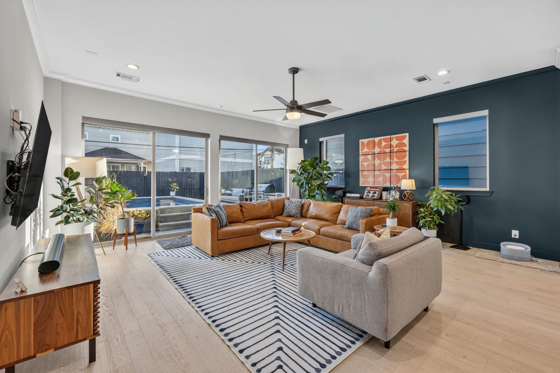 306 E 27th Street, Houston, TX 77008