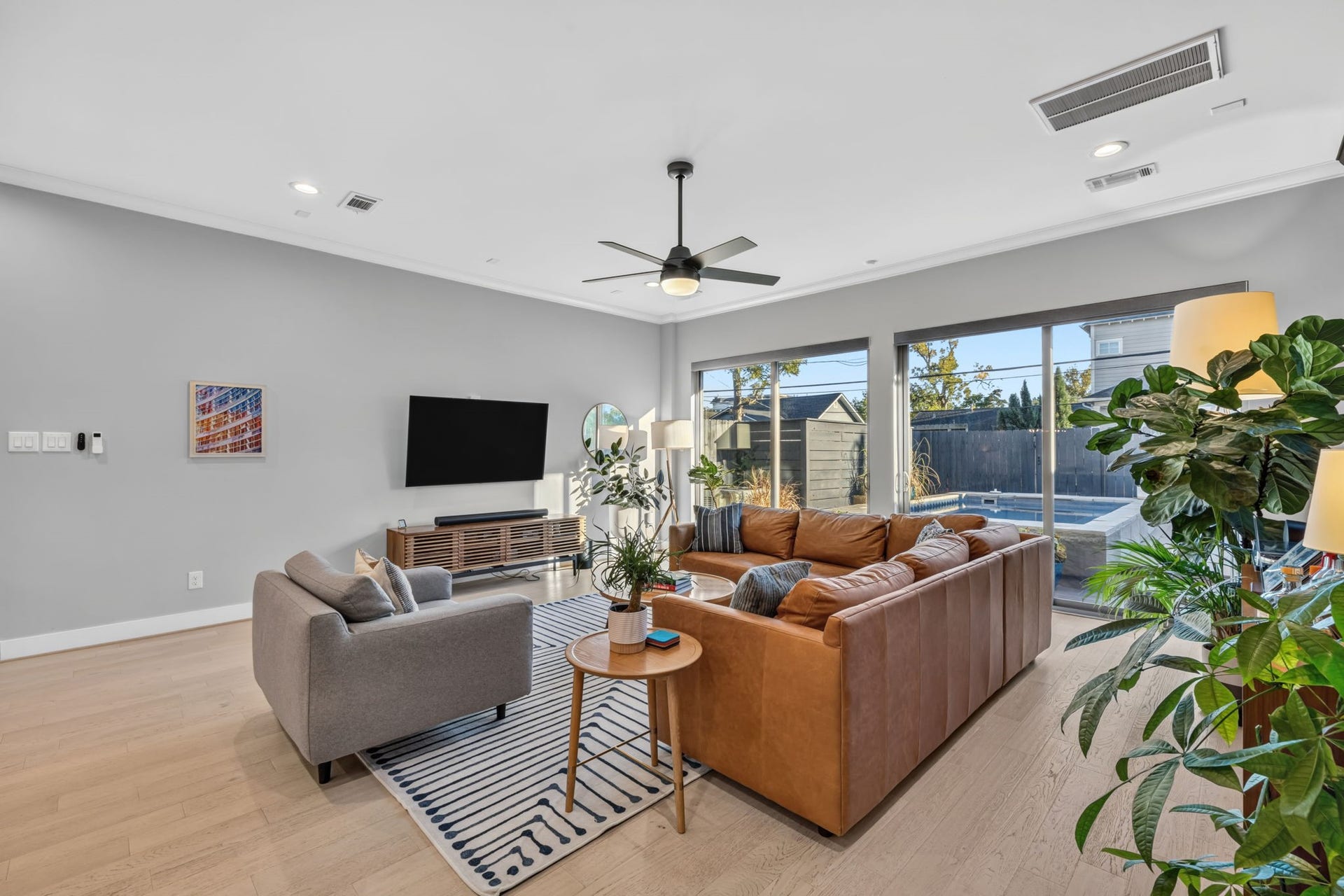 306 E 27th Street, Houston, TX 77008