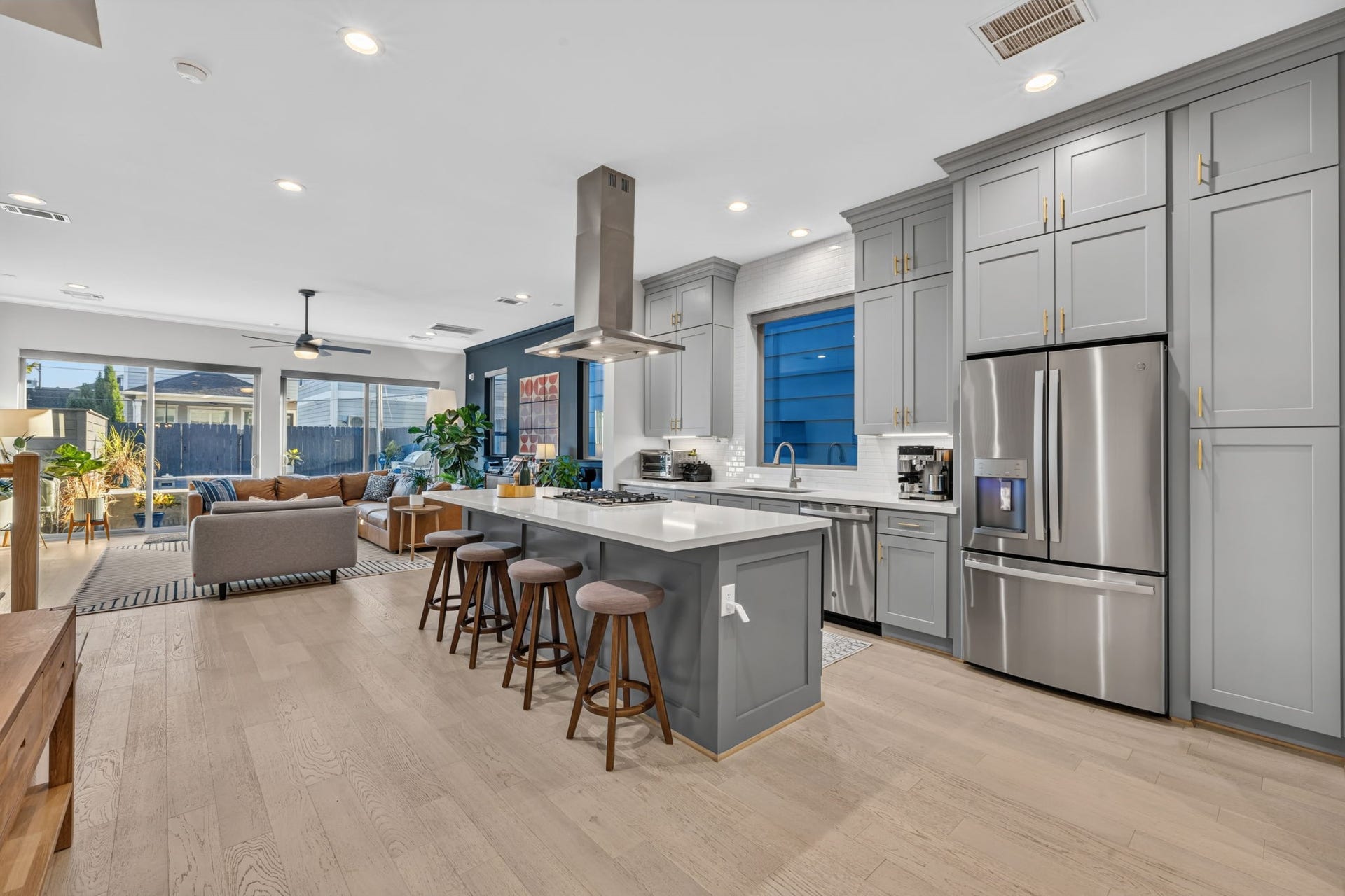 306 E 27th Street, Houston, TX 77008