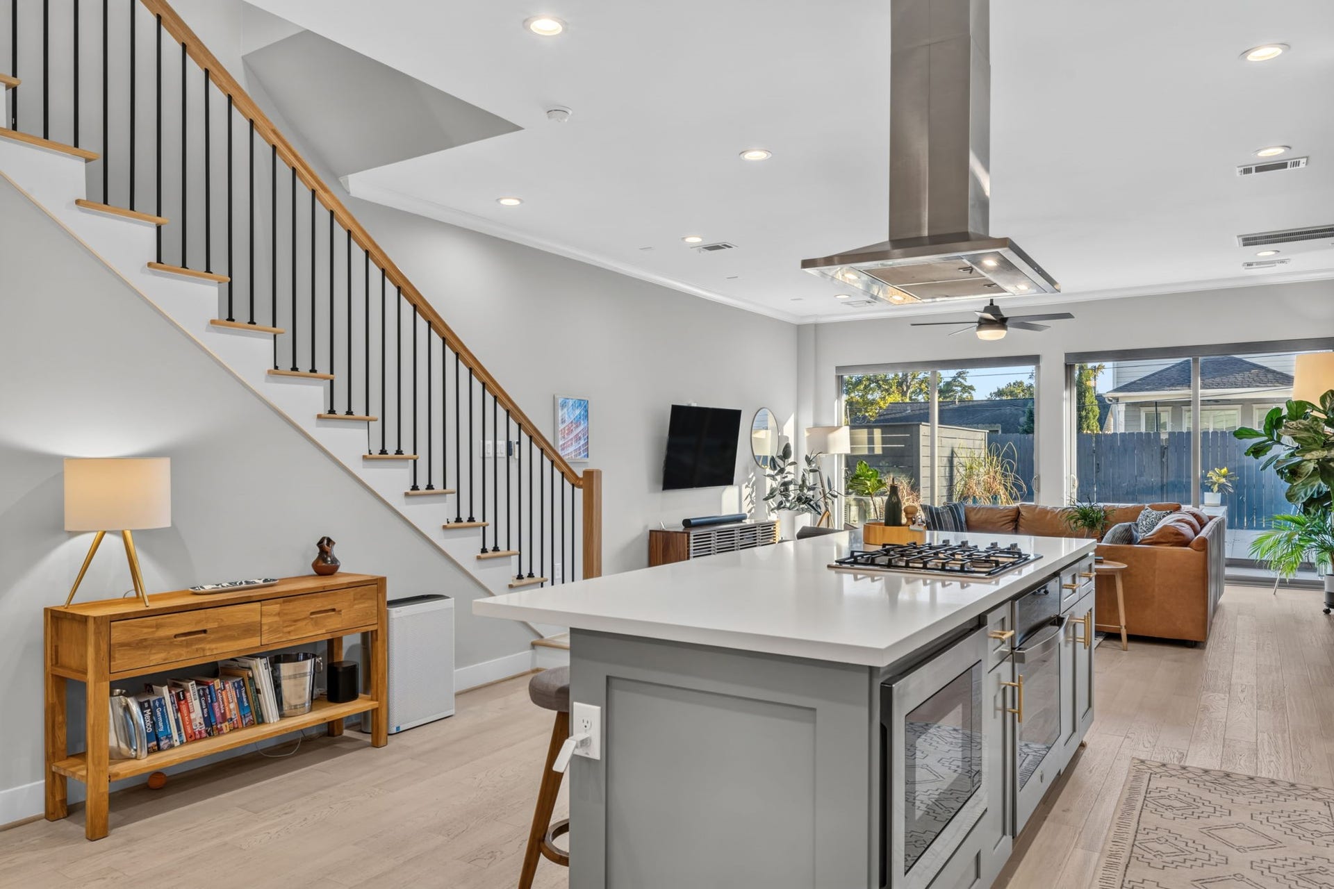 306 E 27th Street, Houston, TX 77008