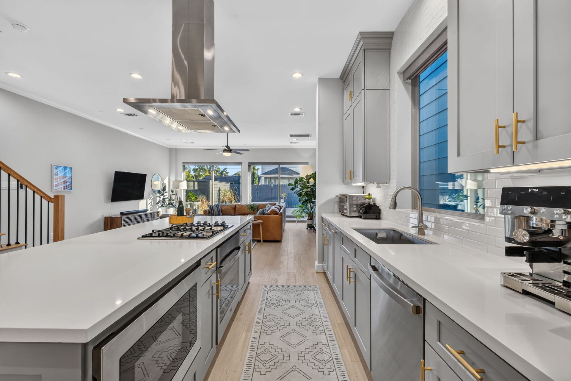 306 E 27th Street, Houston, TX 77008