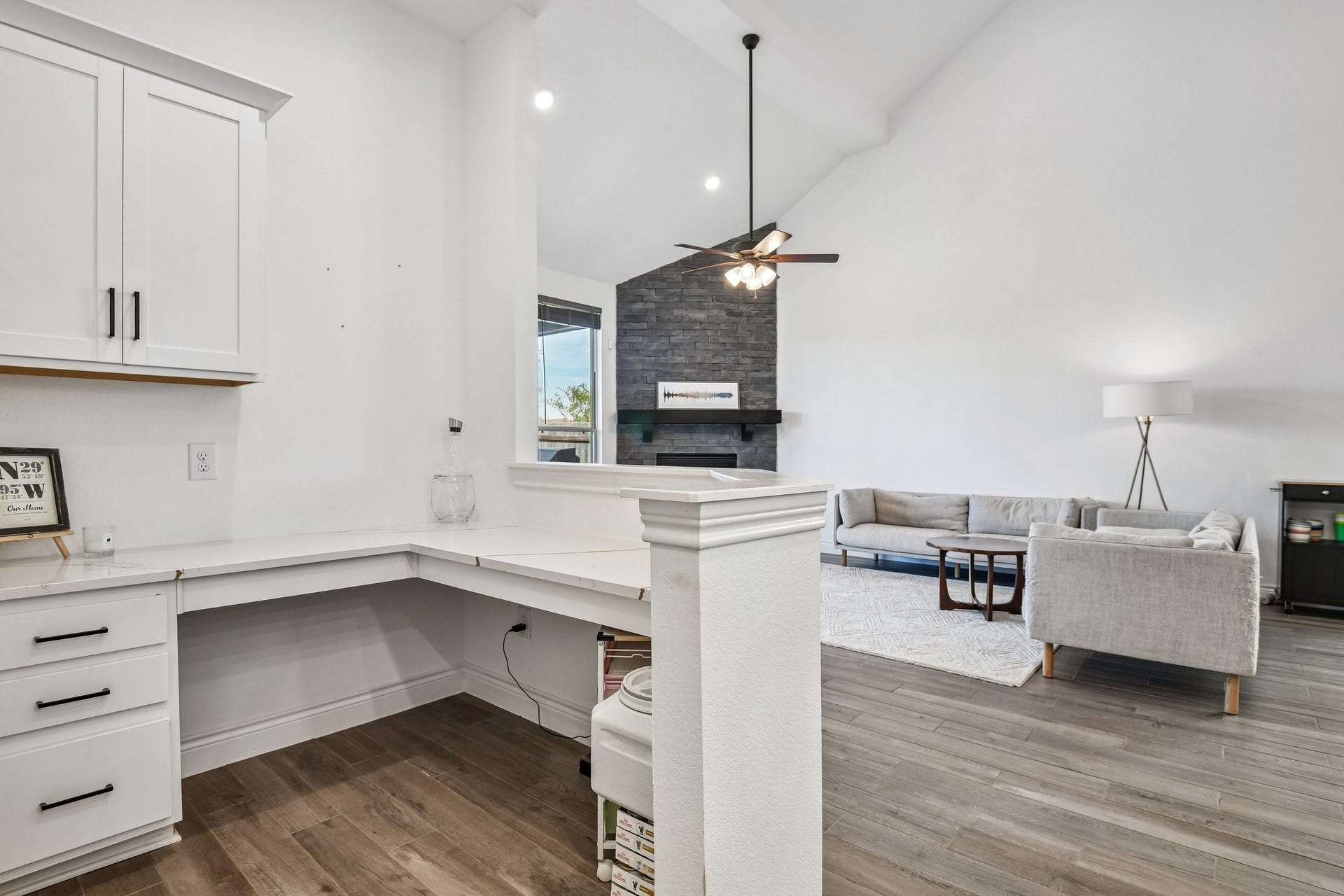 24110 Hawthorn Breeze Way, Katy, TX 77493 Wet bar and extended prep counter add cabinetry, serving space, and storage just off the kitchen