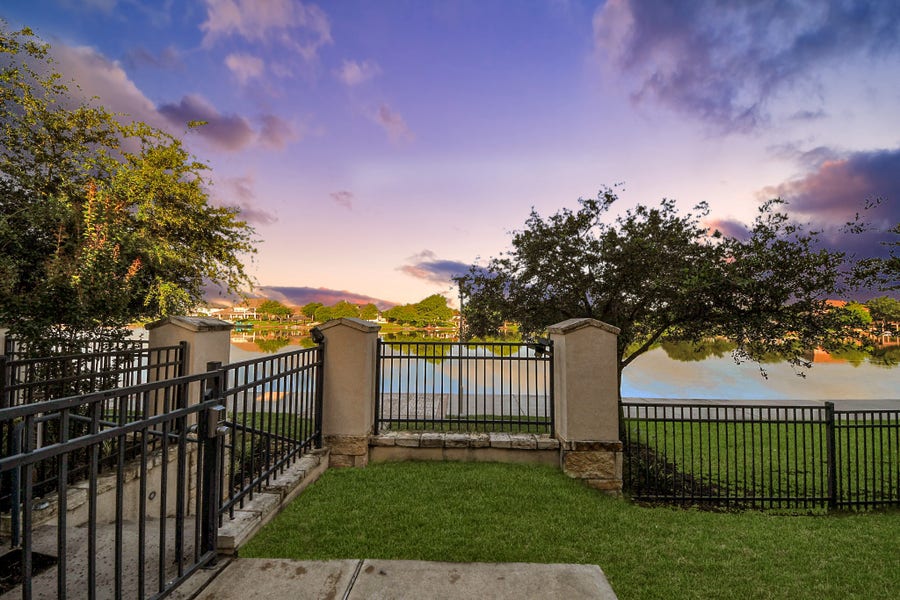 Property photo for 9663 Rockport Hills Drive, Cypress, TX