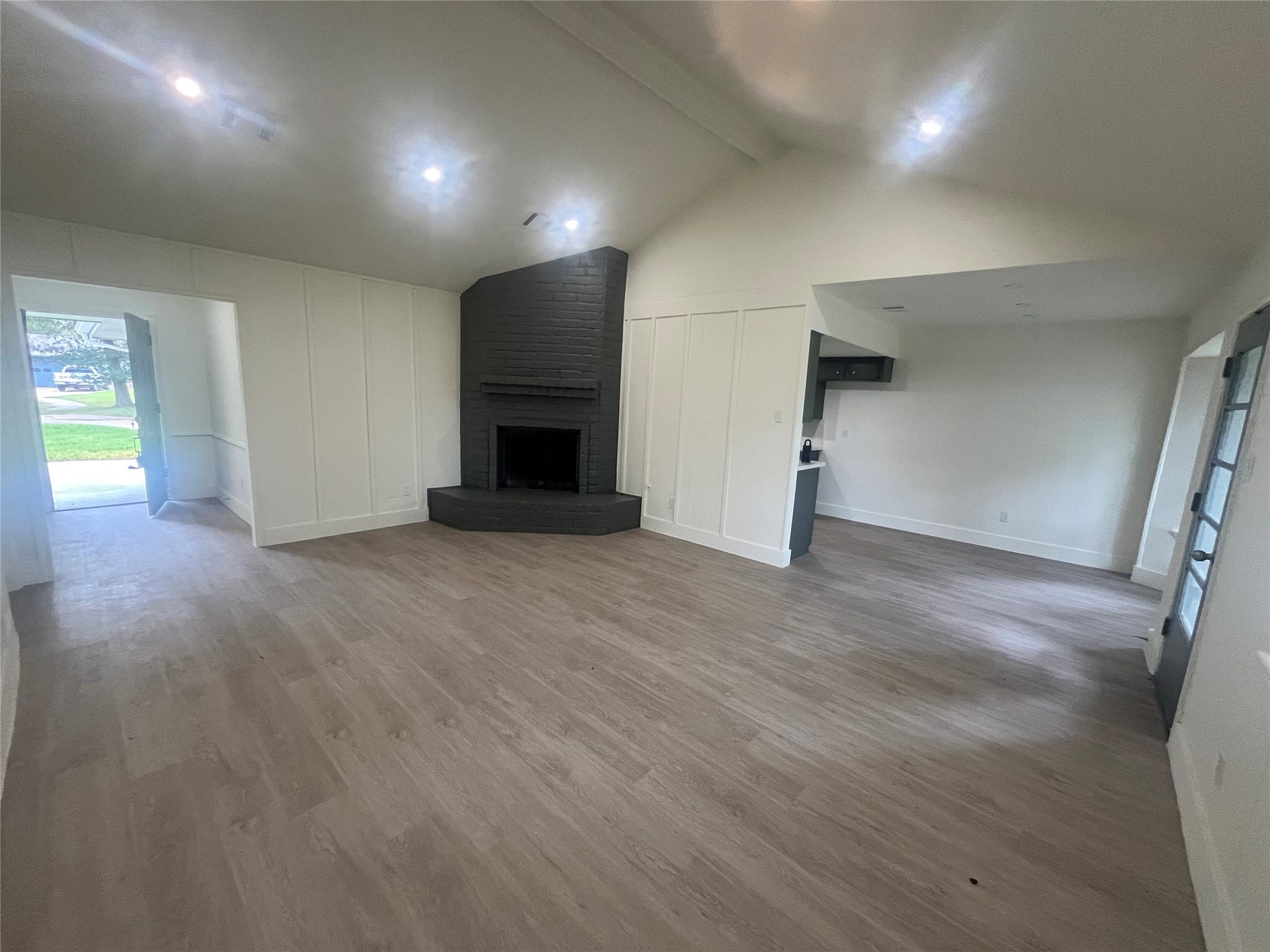 13730 Fernhill Drive, Hurst, TX 77498 13730 Fernhill Drive, Hurst, TX 77498