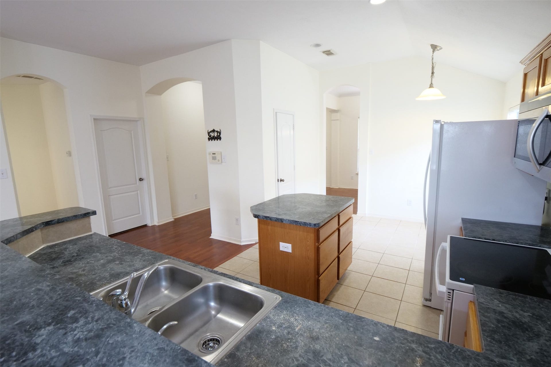 3010 Sunset Park, Katy, TX 77449 3010 Sunset Park, Katy, TX 77449