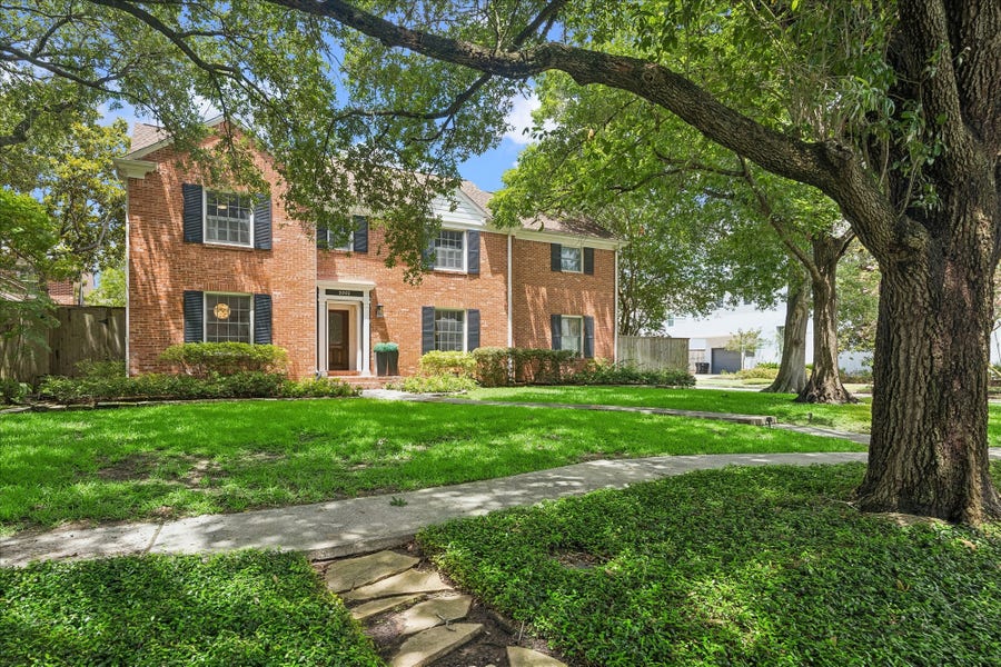 Property photo for 2002 Swift Boulevard, Houston, TX