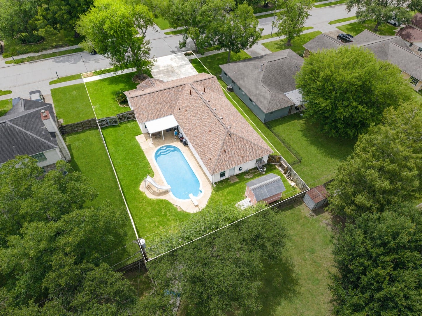 2309 Halbert Drive, Pearland, TX 77581 Another aerial view.
