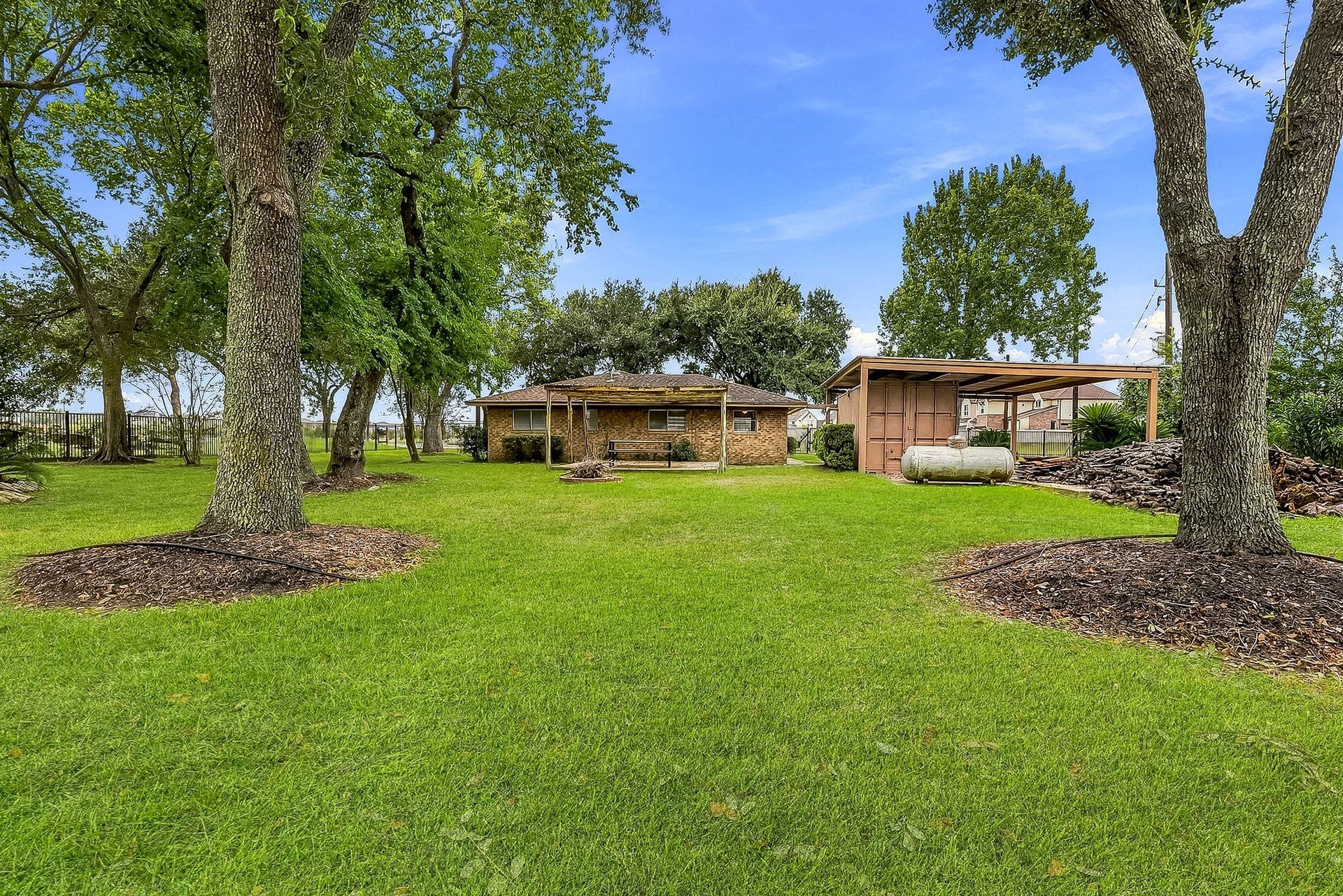 10502 Gaston Road, Katy, TX 77494 10502 Gaston Road, Katy, TX 77494