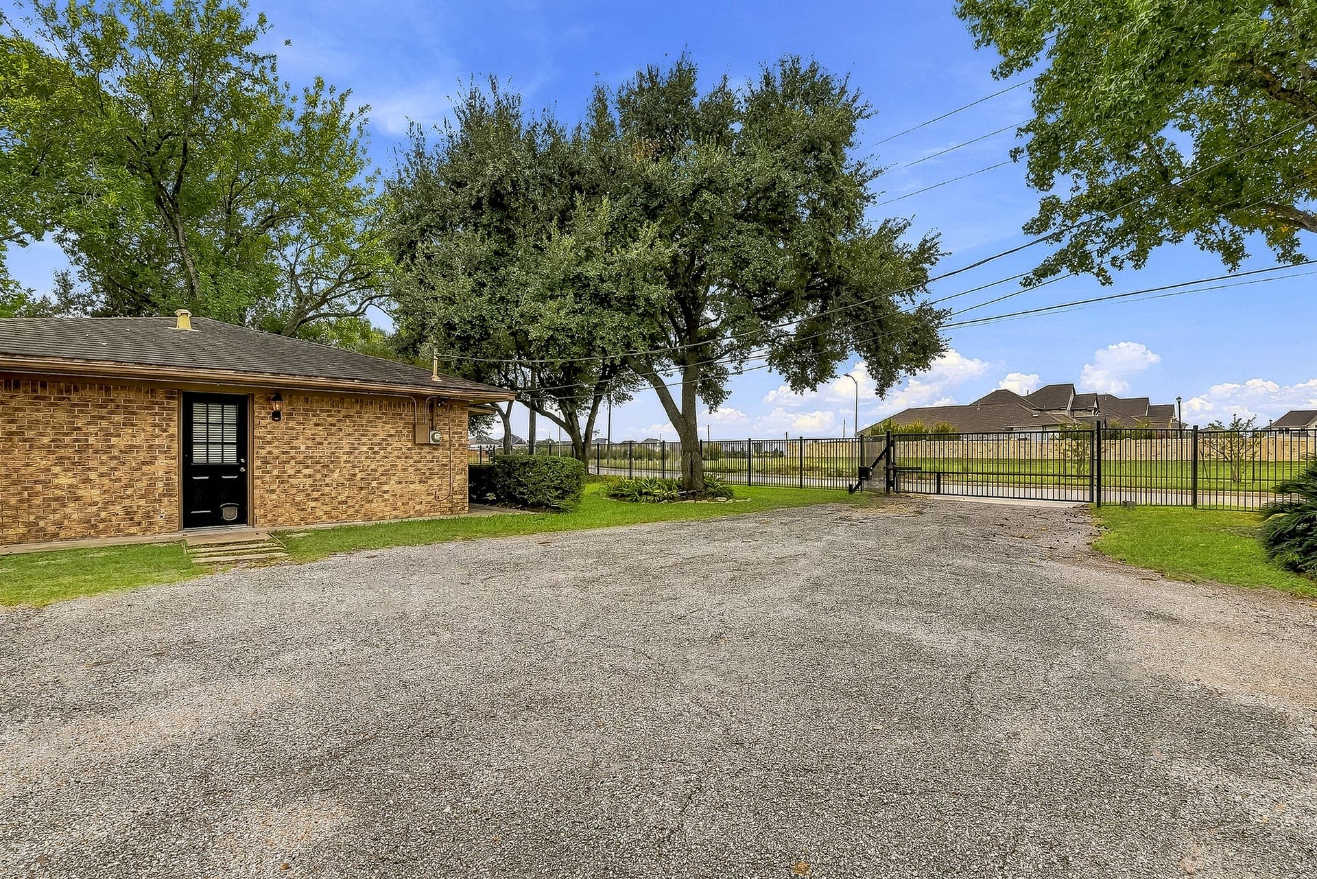 10502 Gaston Road, Katy, TX 77494 10502 Gaston Road, Katy, TX 77494