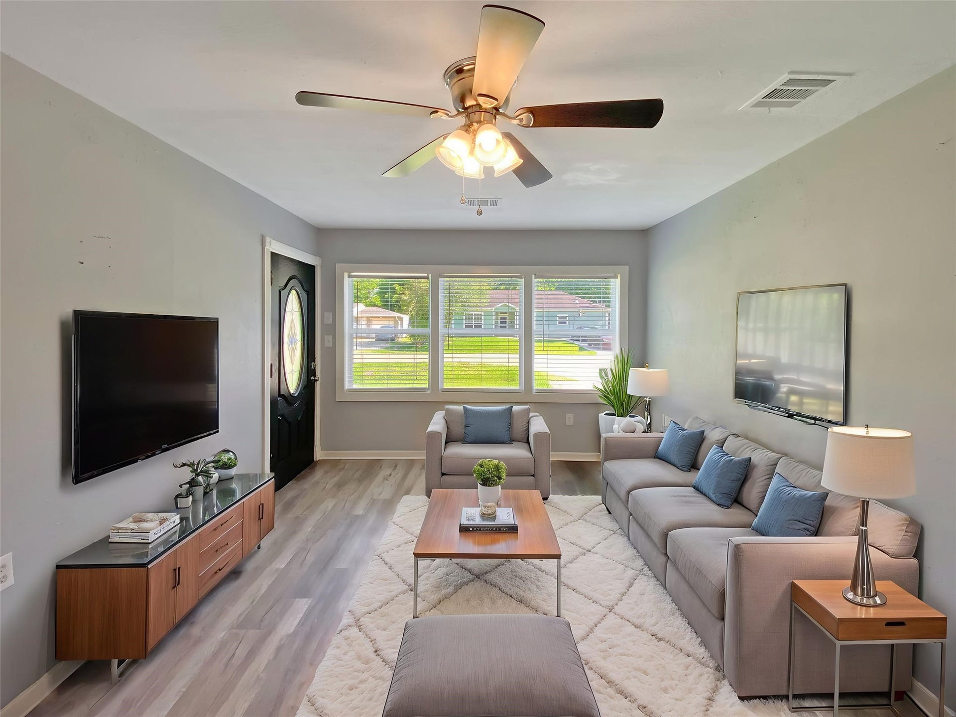 506 Azalea Drive, La Marque, TX 77568 Virtual Staged