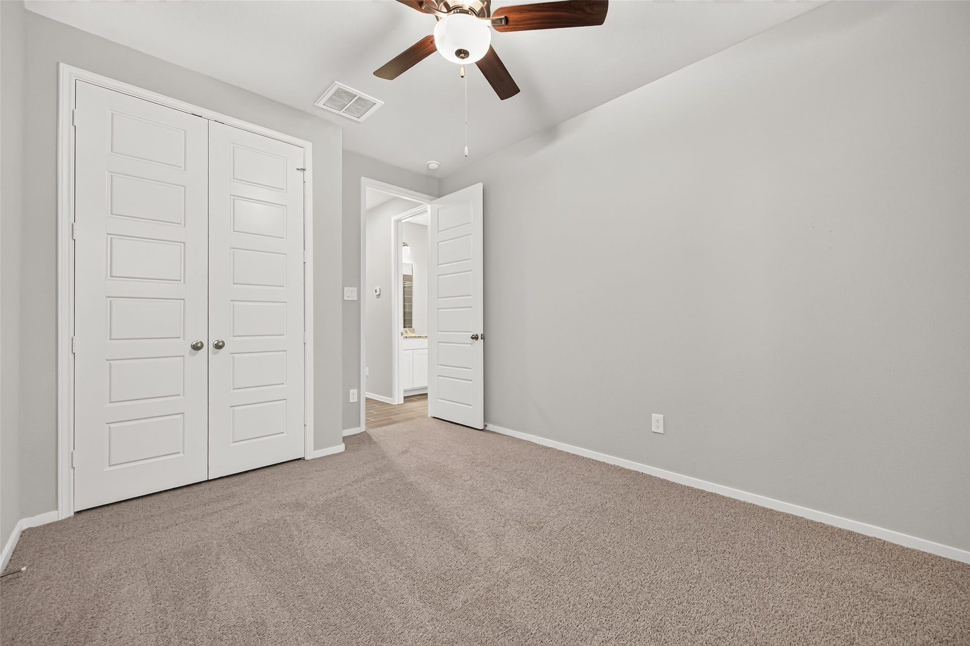 1061 Apple Ridge Road, Magnolia, TX 77355
