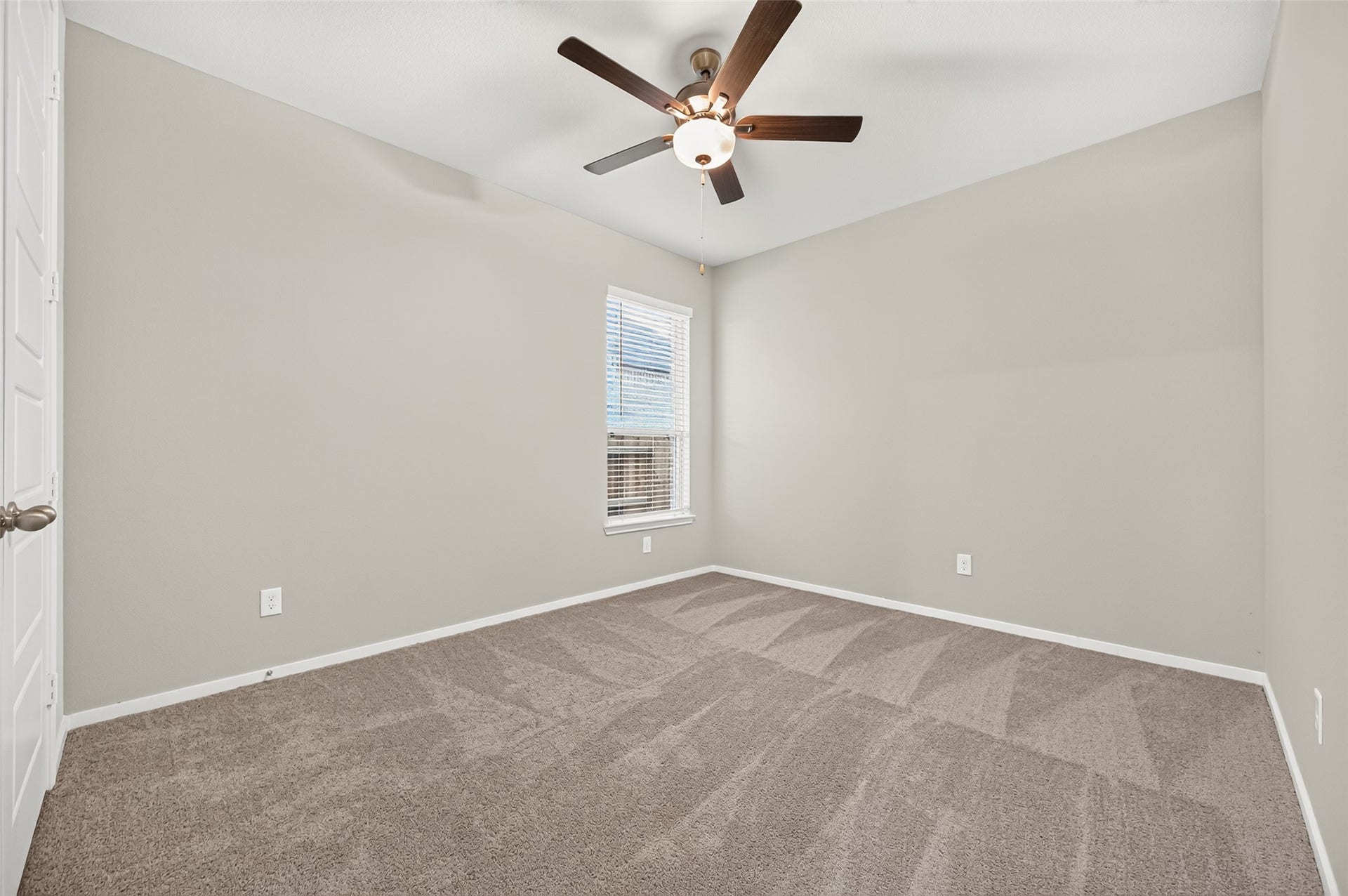 1061 Apple Ridge Road, Magnolia, TX 77355