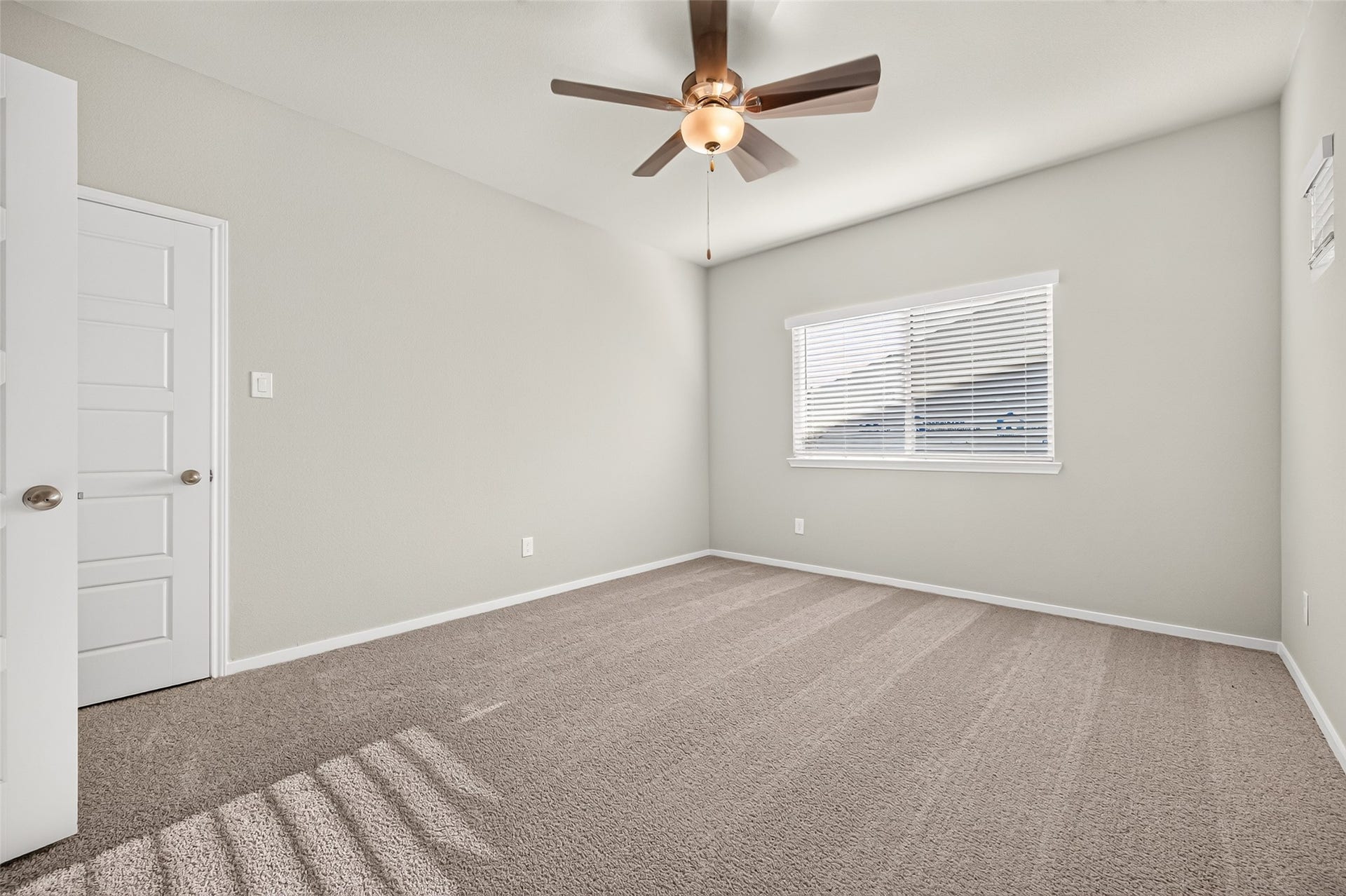 1061 Apple Ridge Road, Magnolia, TX 77355