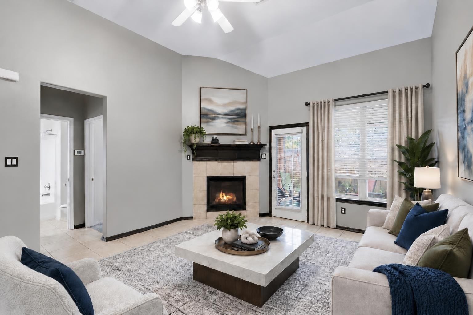 10534 Willow Park View, Houston, TX 77070 10534 Willow Park View, Houston, TX 77070