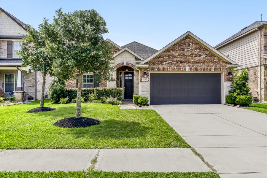 Property photo for 24103 Kingdom Isle Lane, Katy, TX