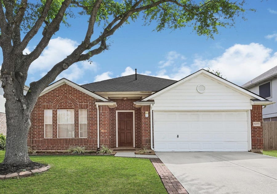 Property photo for 5007 Ridgeway Drive, Pasadena, TX