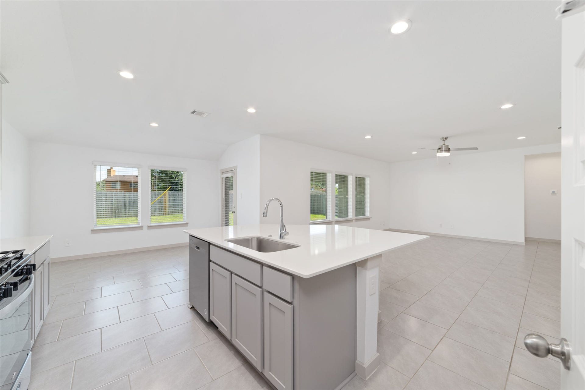 1222 Hyde Lake Lane, Missouri City, TX 77459
