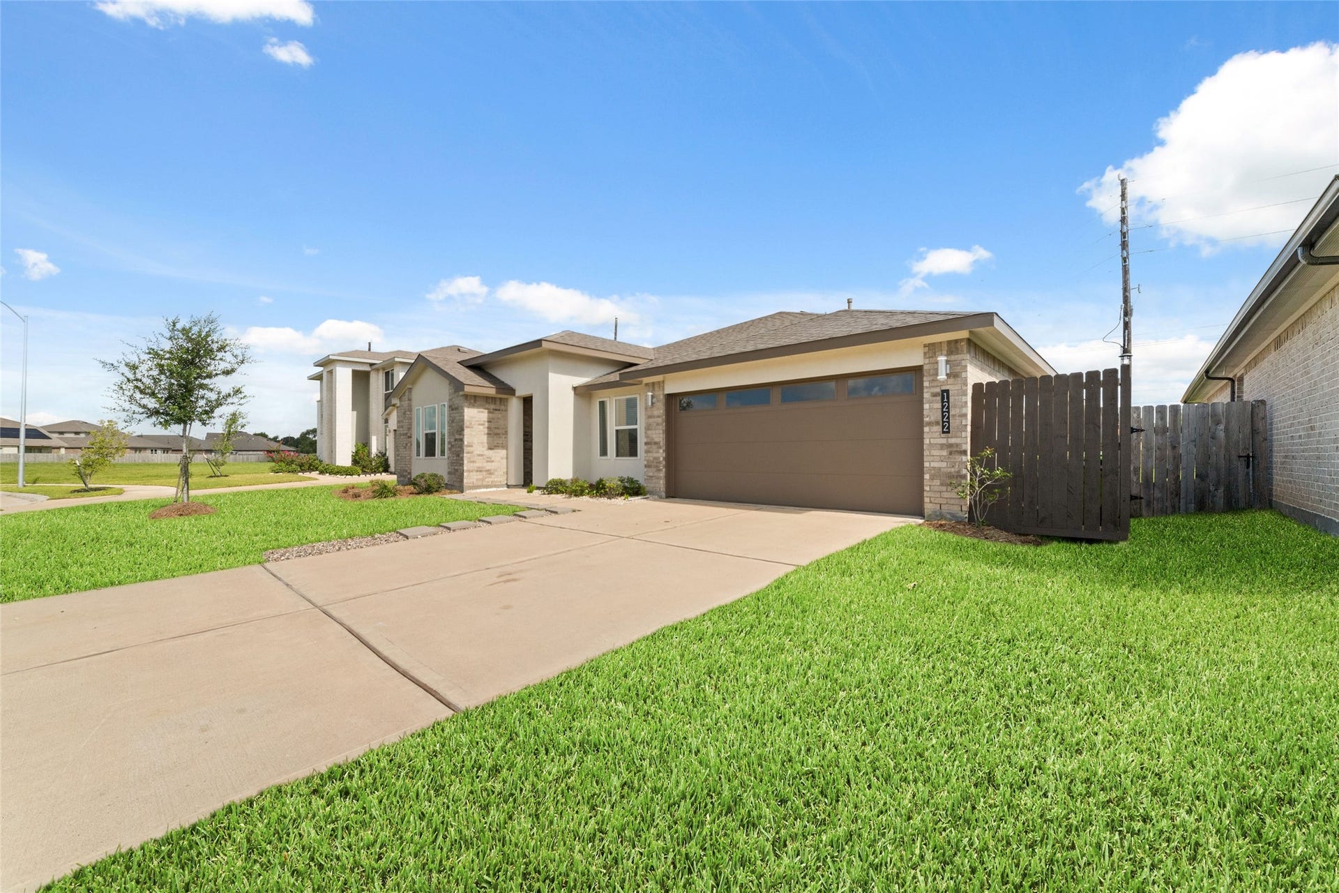 1222 Hyde Lake Lane, Missouri City, TX 77459
