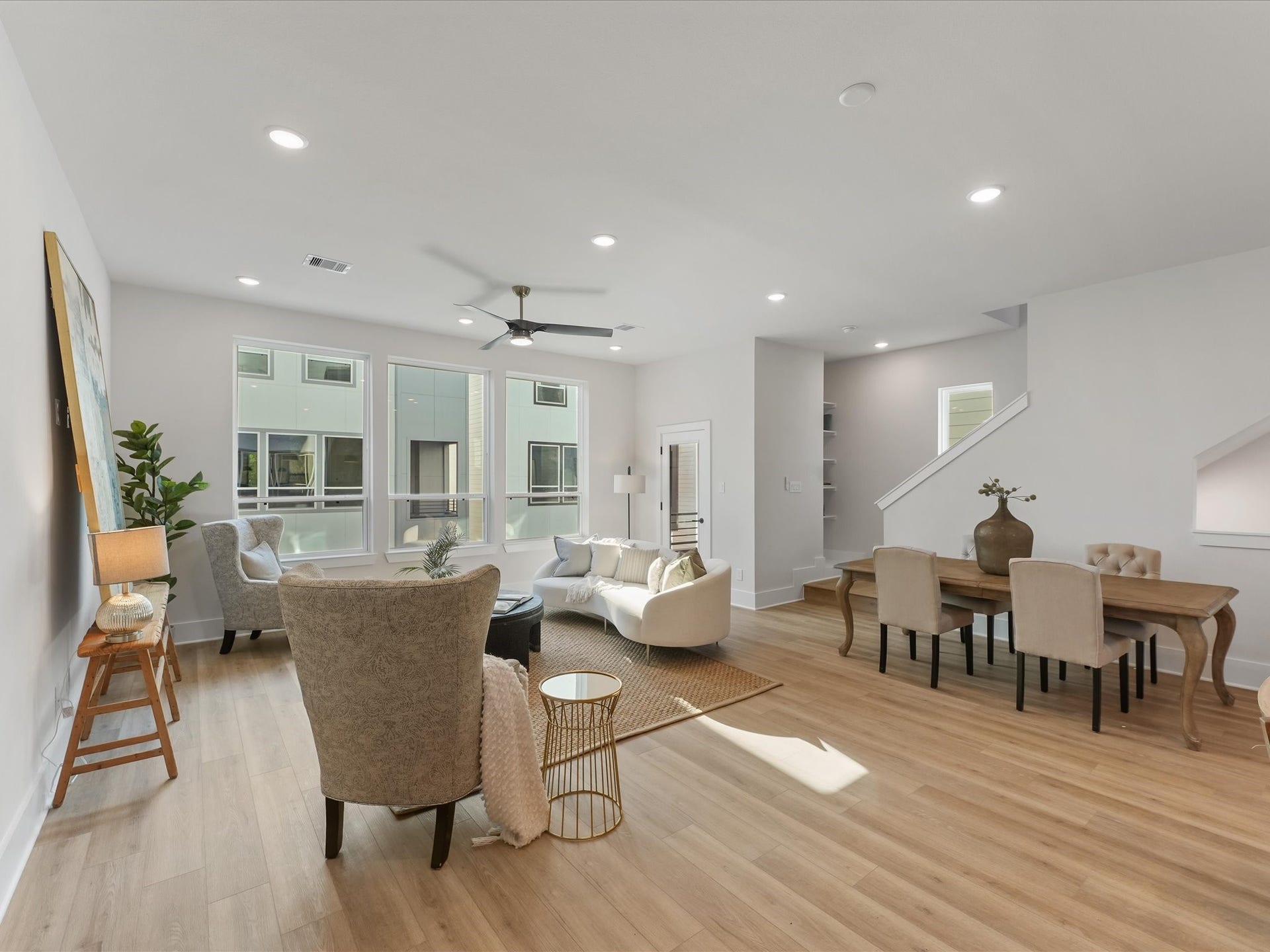 4712 Thornton Villas Lane, Houston, TX 77018 4712 Thornton Villas Lane, Houston, TX 77018