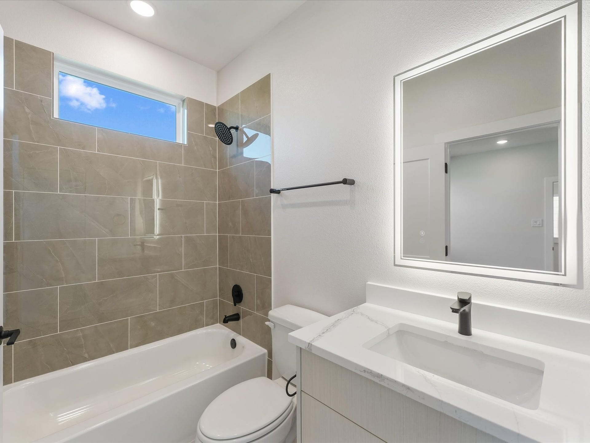 4712 Thornton Villas Lane, Houston, TX 77018 4712 Thornton Villas Lane, Houston, TX 77018