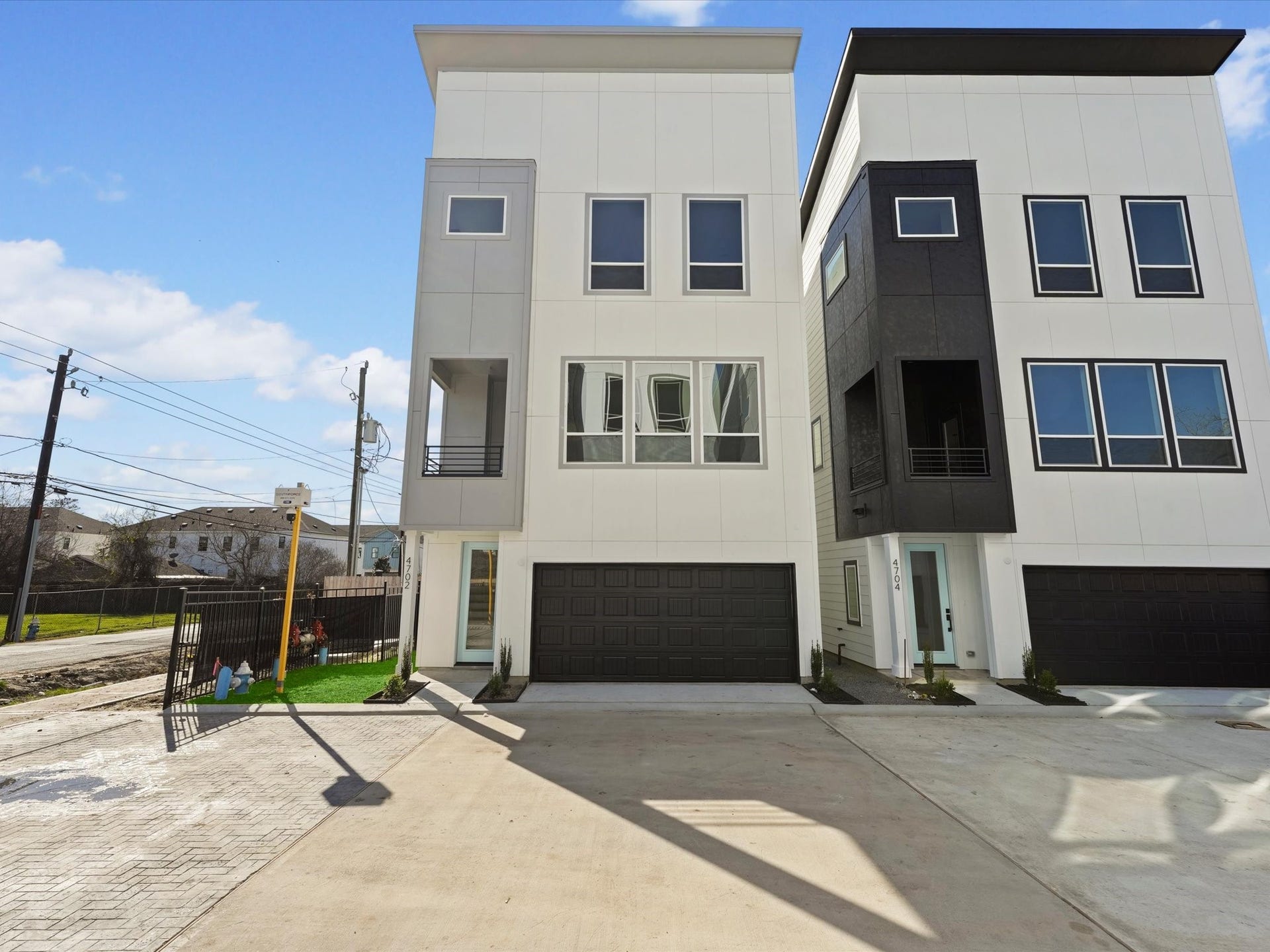 4712 Thornton Villas Lane, Houston, TX 77018 4712 Thornton Villas Lane, Houston, TX 77018