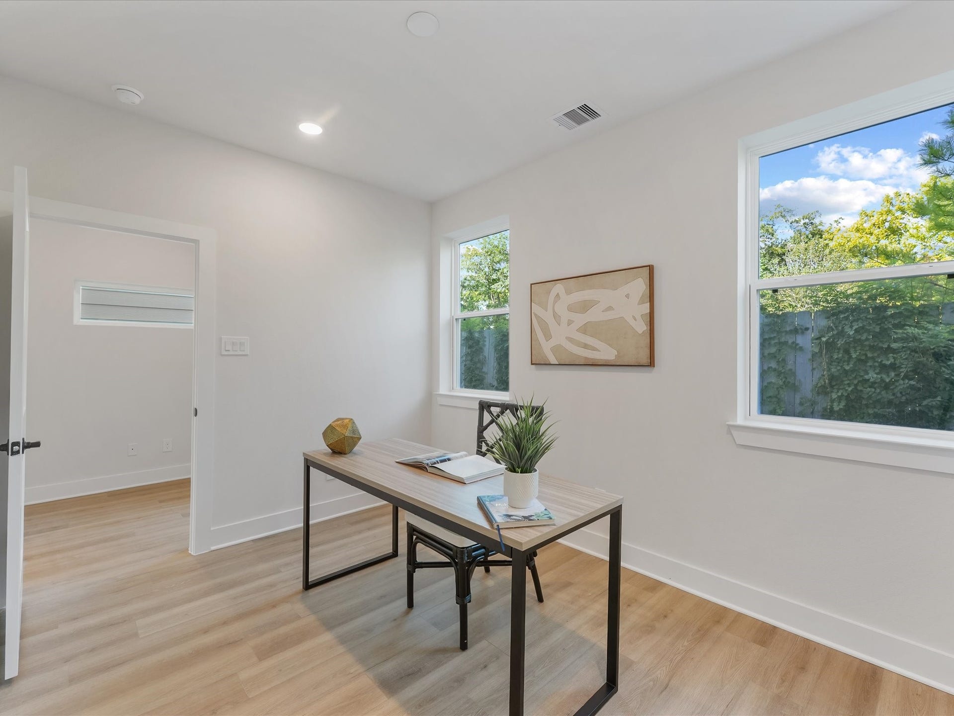 4712 Thornton Villas Lane, Houston, TX 77018 4712 Thornton Villas Lane, Houston, TX 77018