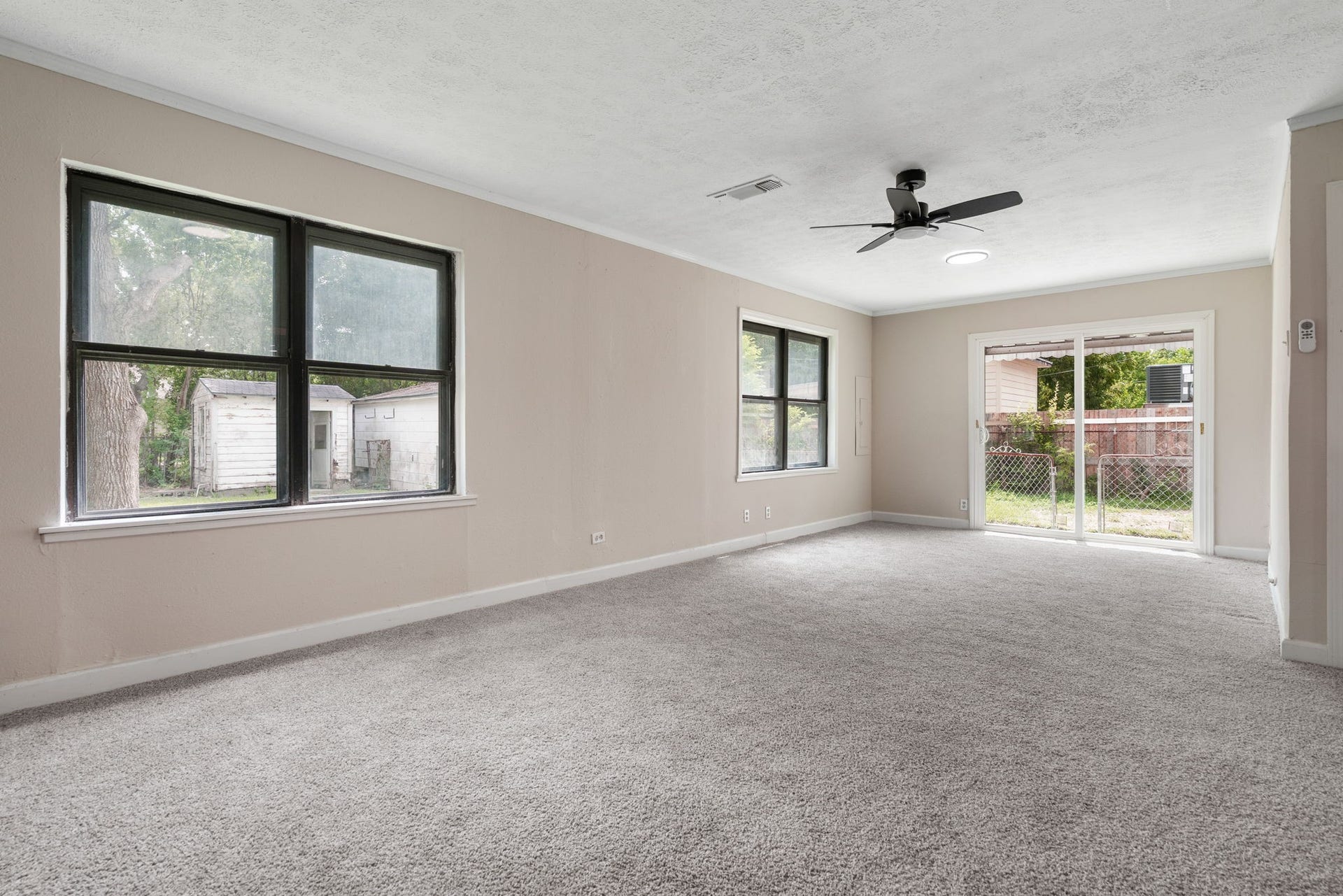 1225 3rd Avenue N, Texas City, TX 77590 1225 3rd Avenue N, Texas City, TX 77590