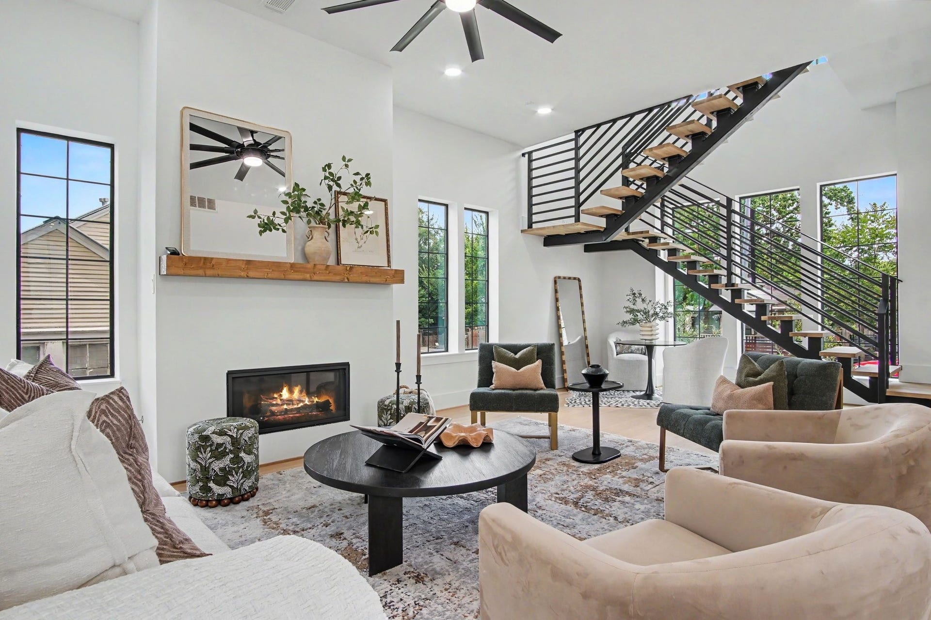 705 Walton Street, Houston, TX 77009 705 Walton Street, Houston, TX 77009