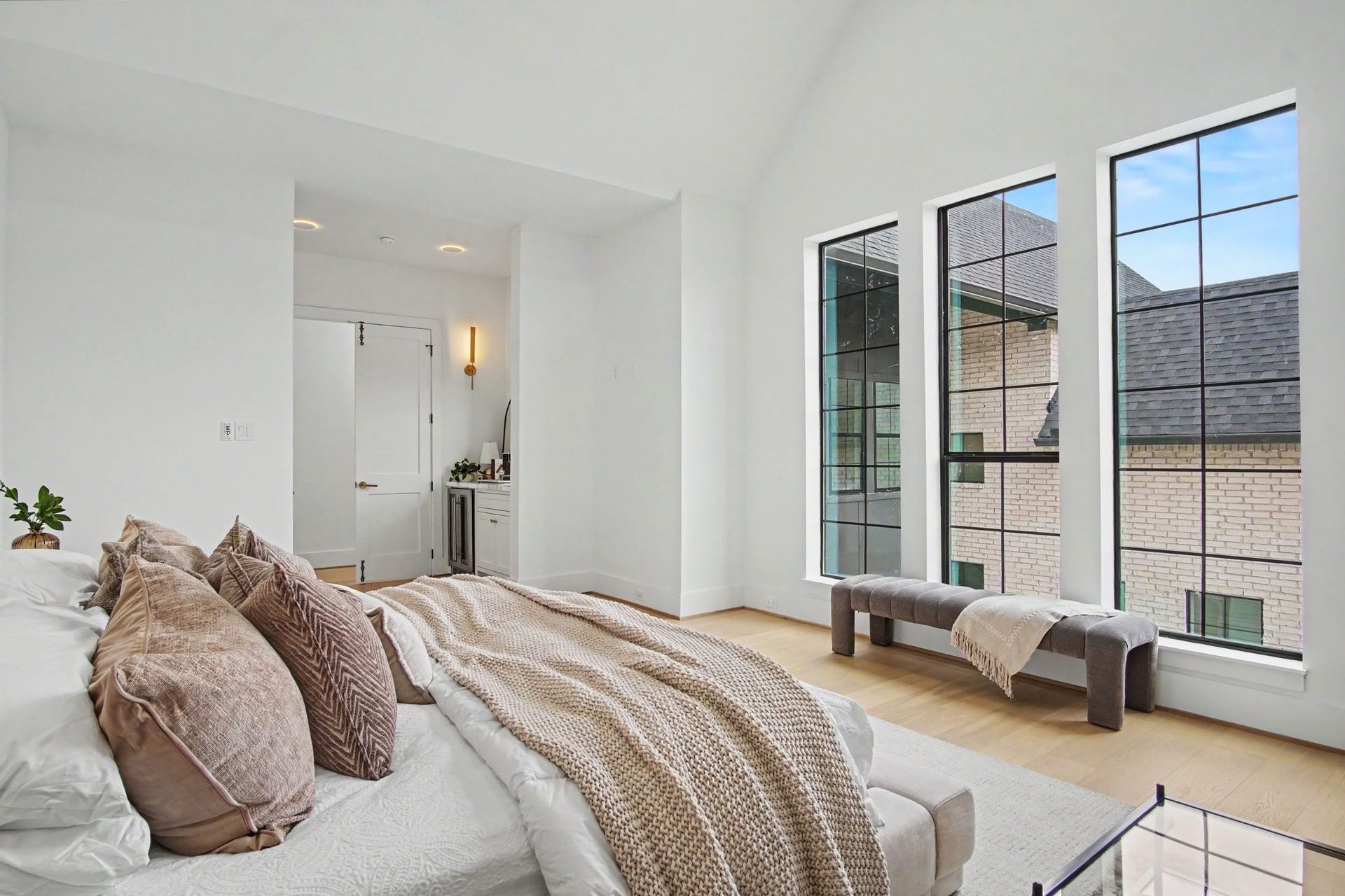 705 Walton Street, Houston, TX 77009 705 Walton Street, Houston, TX 77009